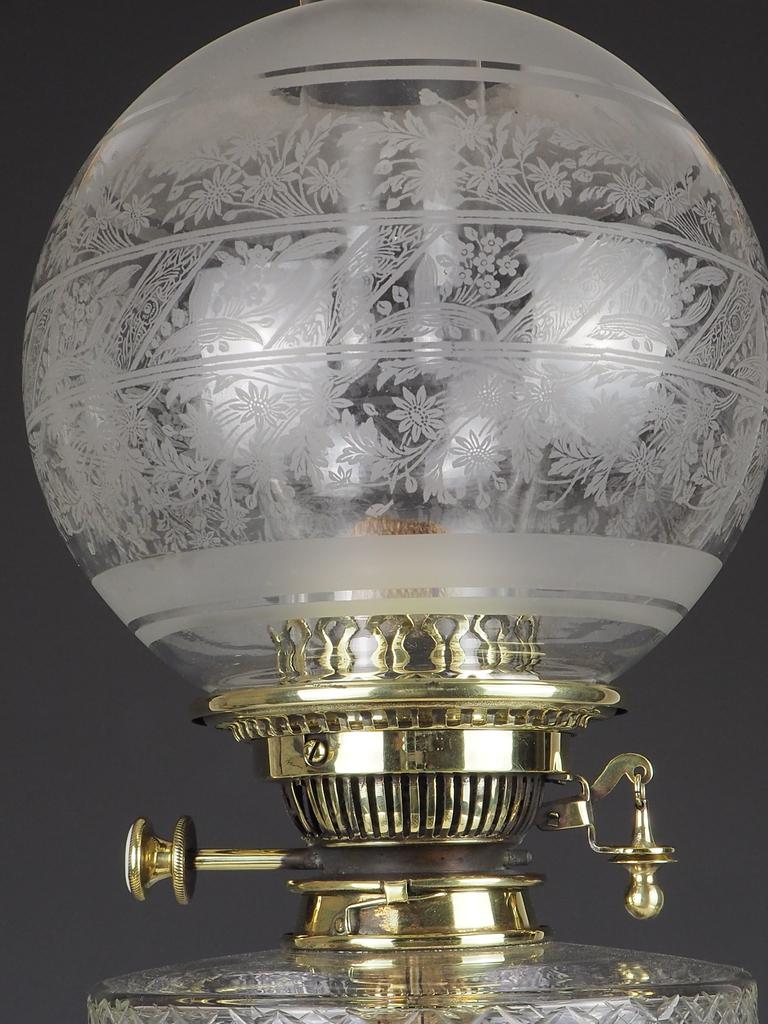 English Antique Hinks and Sons Brass Oil Lamp 1