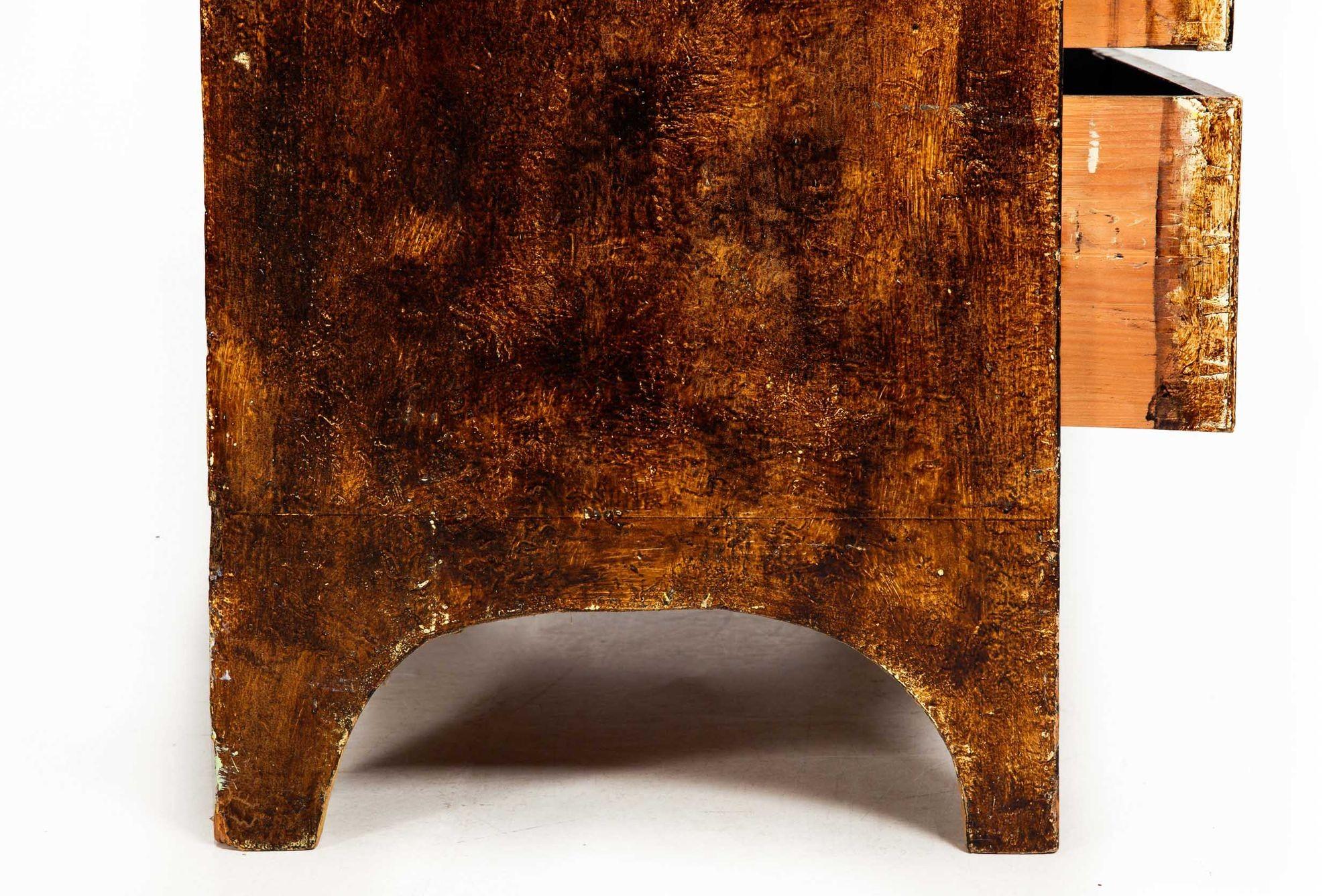 Englische antike glasierte englische Kommode mit drei Schubladen aus der Mitte des 19. Jahrhunderts im Angebot 1