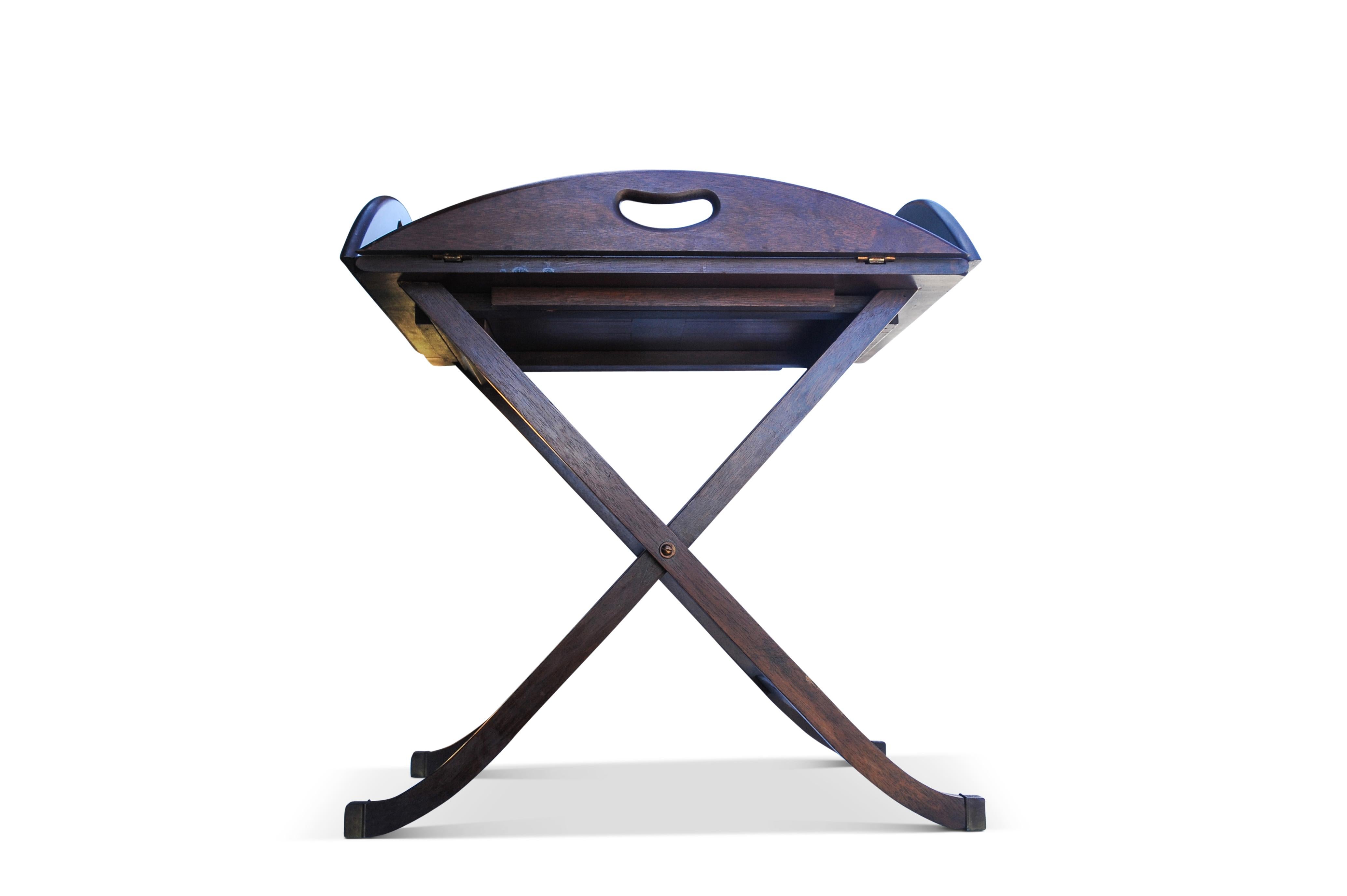 Ancien plateau de cuisine et son stand pliant, de style anglais et de style militaire Campaigner Design/One en vente 1