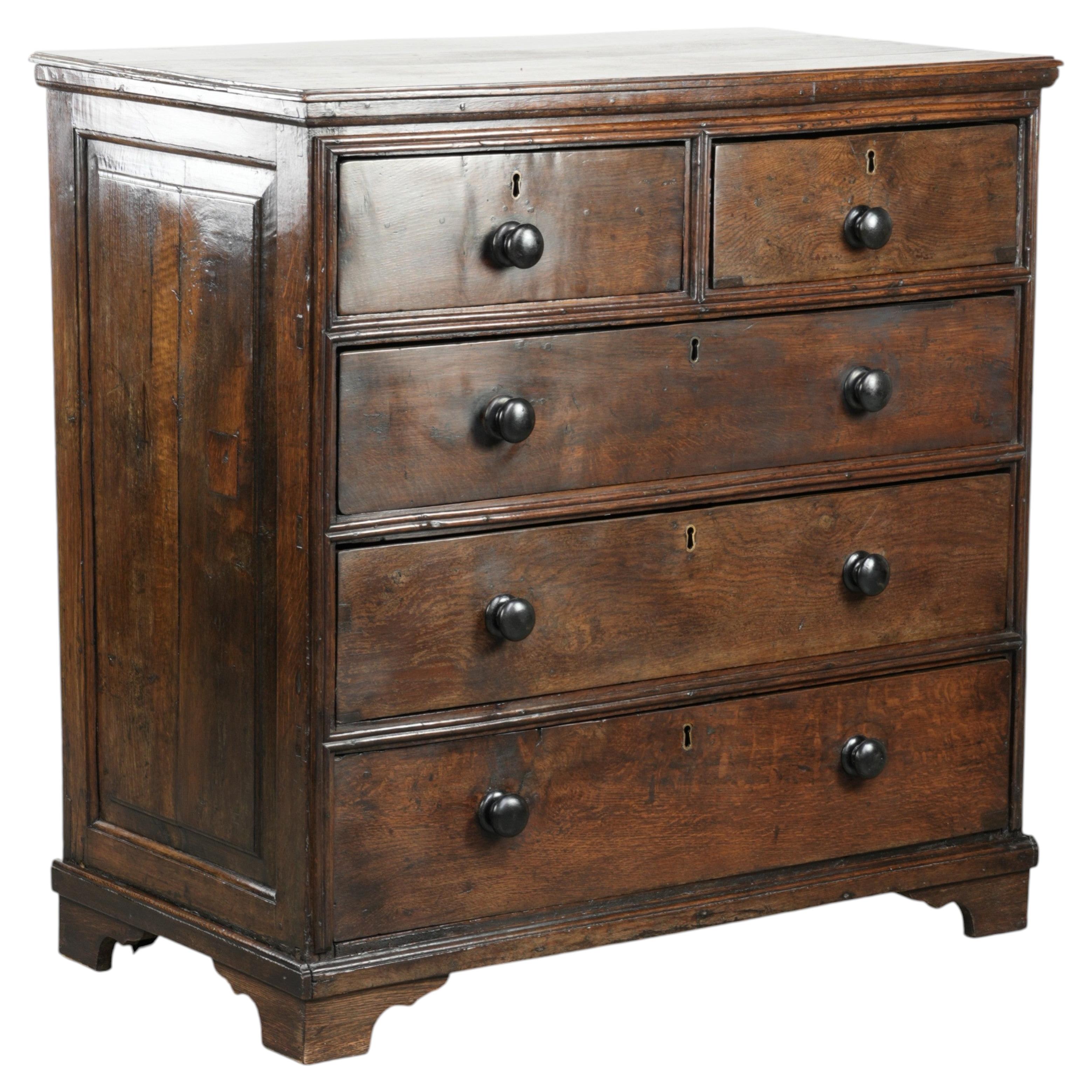 English antique oak chest of drawers / commode from the early 18th century