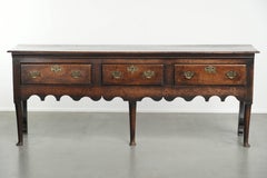 English antique oak sideboard with 3 drawers from the early 18th century