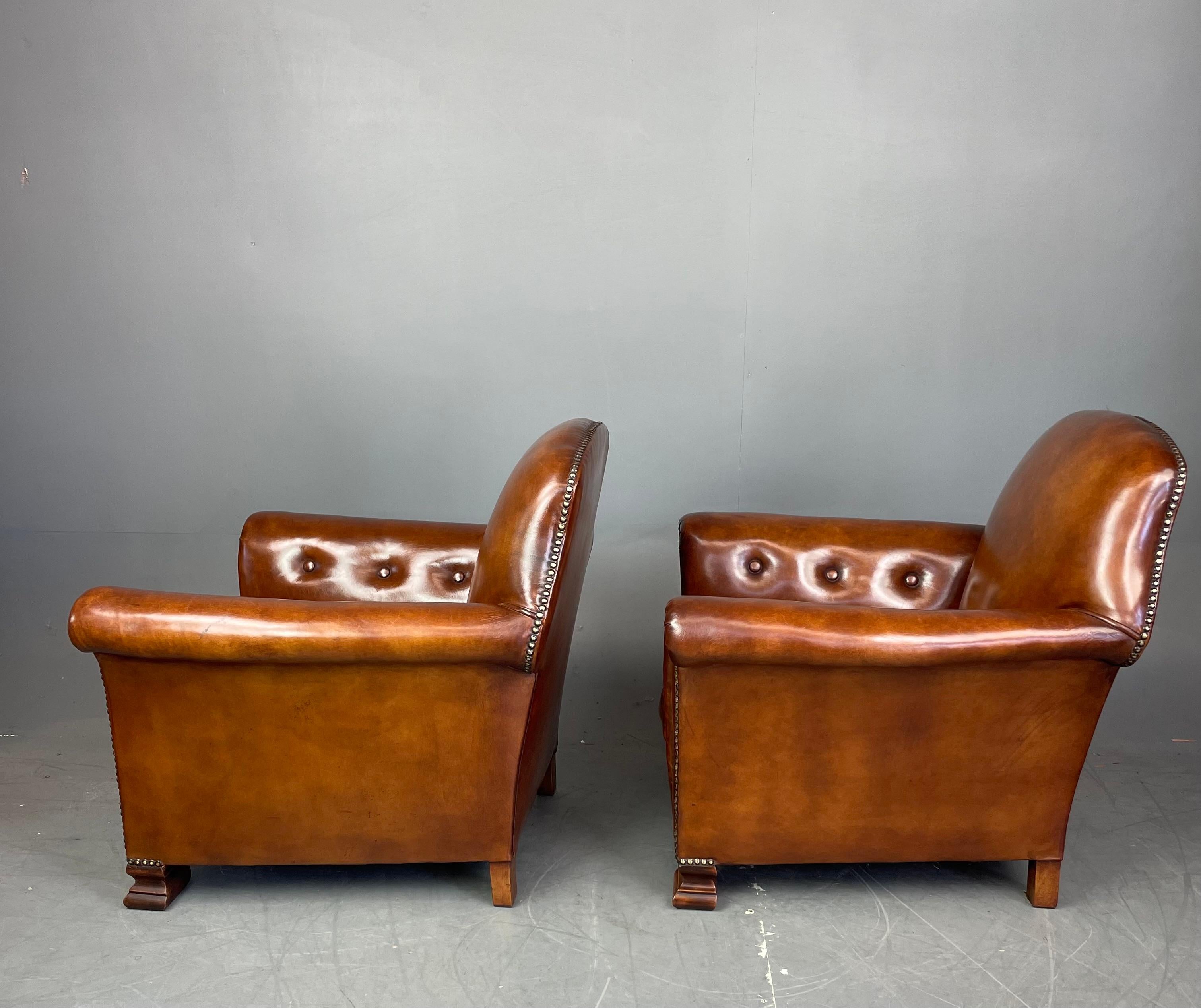 English Antique pair of Victorian leather club chairs  5