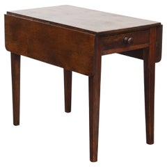 English Antique Pembroke / Side Table in Oak from the Early 19th Century