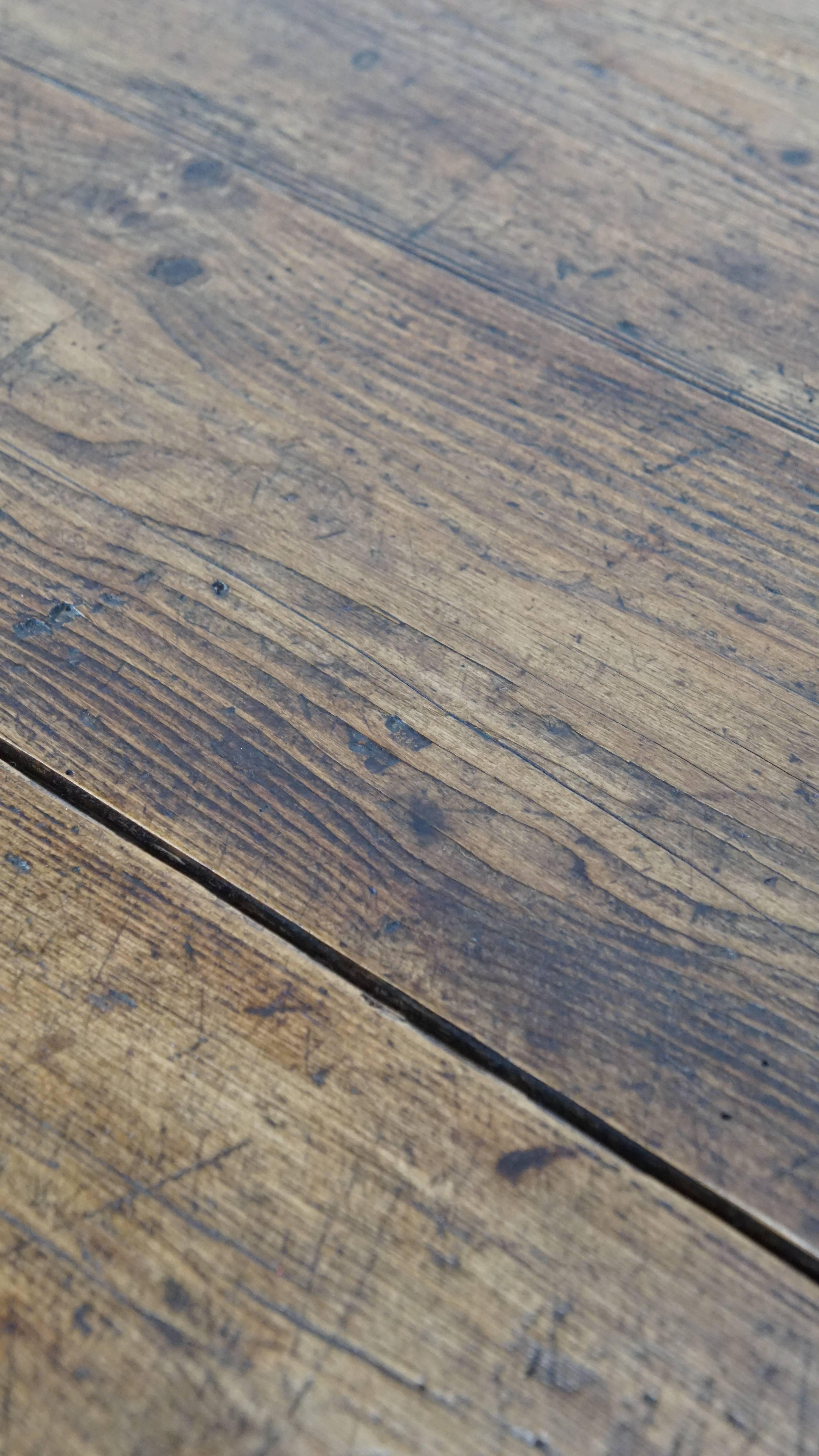 English Antique Pinewood Country Dining Table For Sale 6