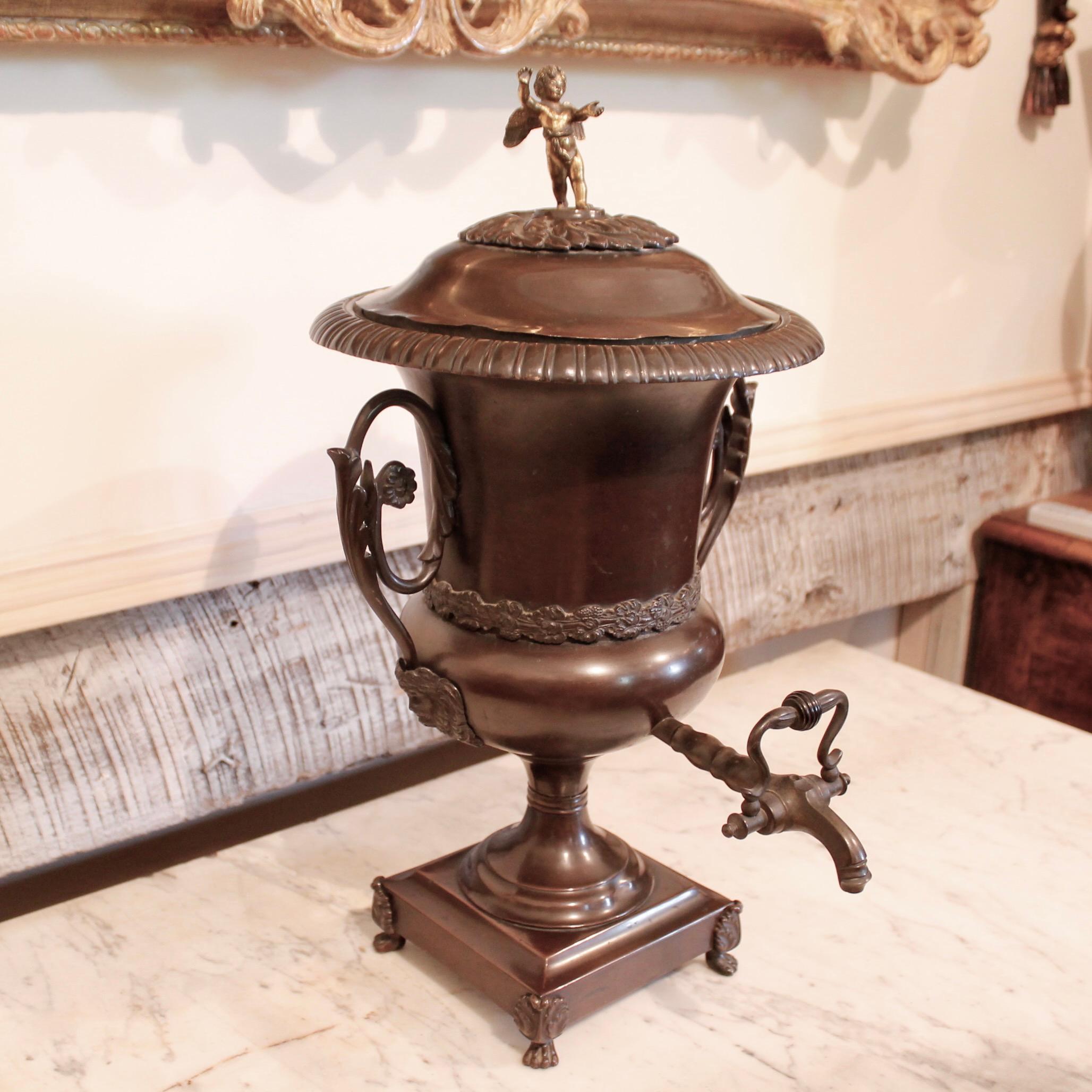 Cast English Antique Regency Period Copper Hot Water Urn (Samovar) For Sale