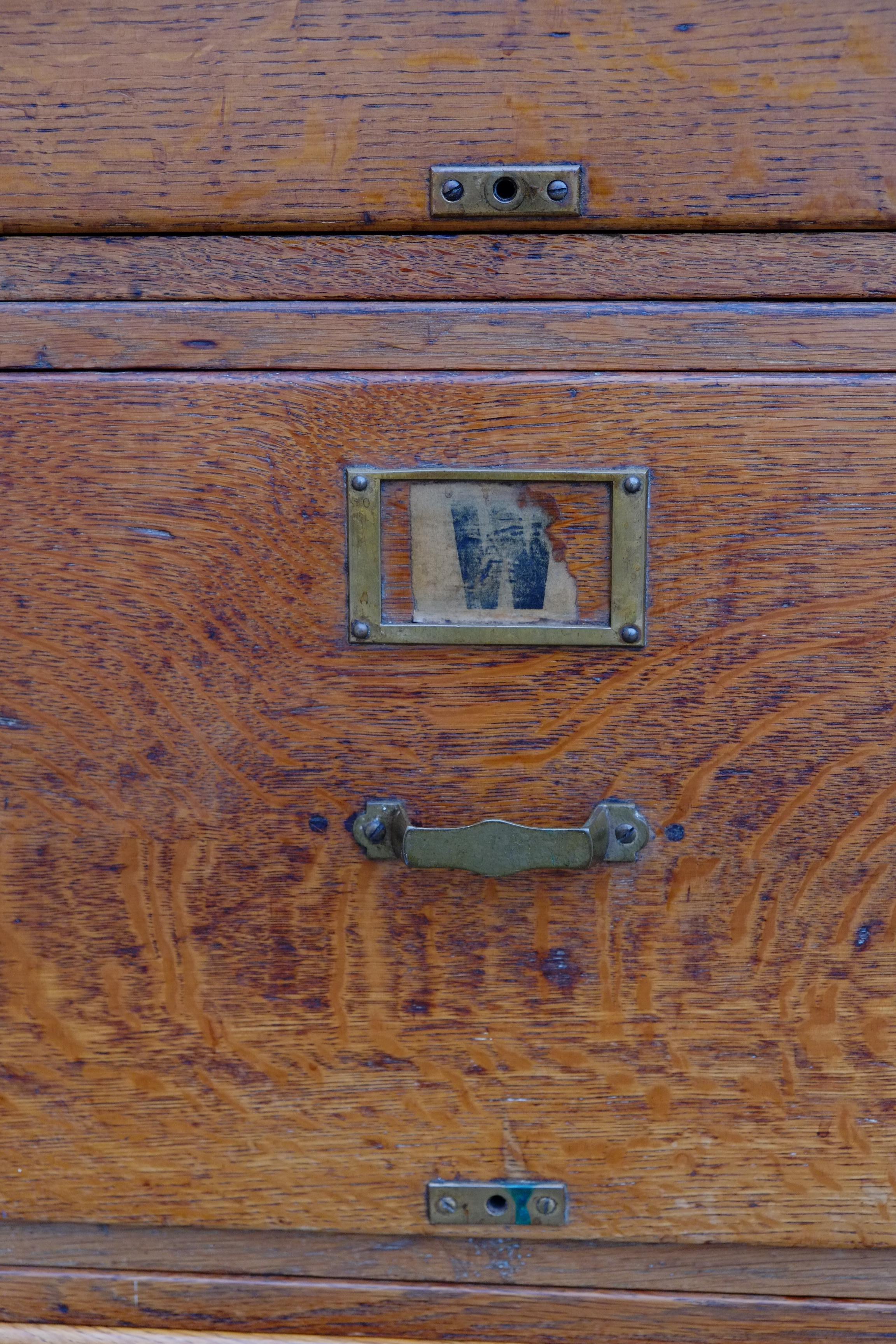 English Antique Shop Haberdashery Schubladen Kommode in OAK im Zustand „Relativ gut“ im Angebot in Leicester, GB