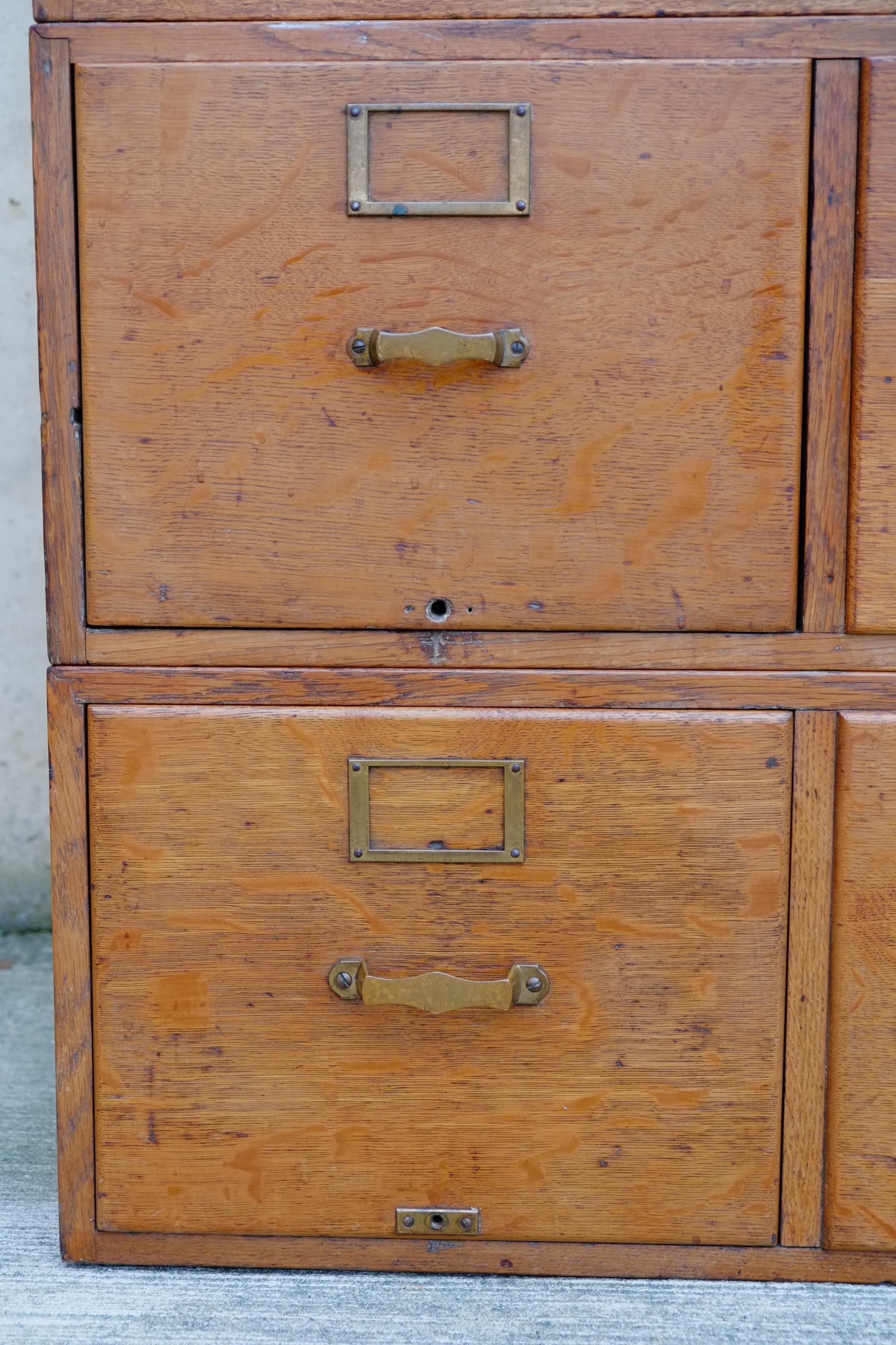 English Antique Shop Haberdashery Schubladen Kommode in OAK im Angebot 1