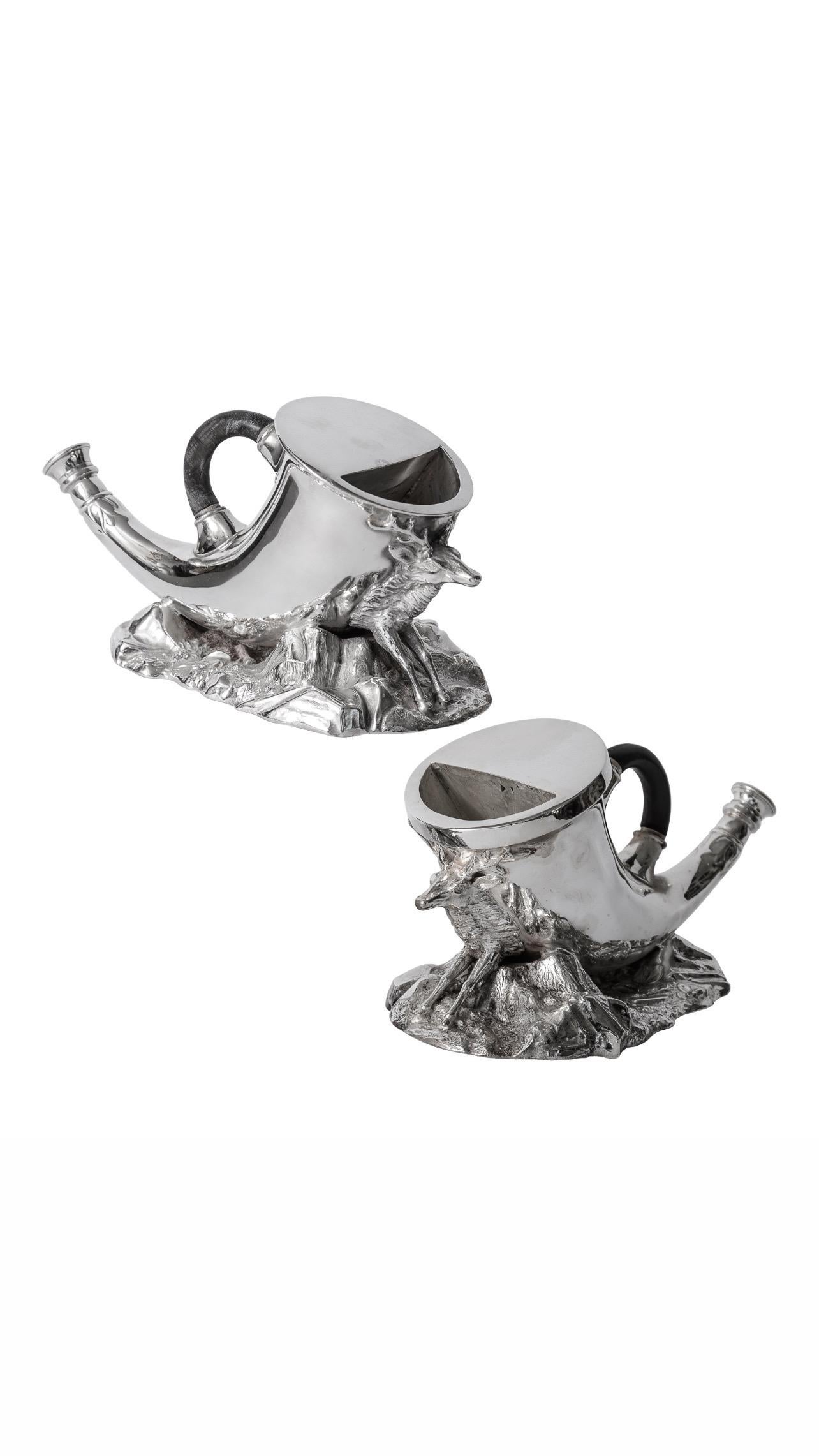 Just in,  this rare pair of English Antique Silver Plate Horn & Stag Spoon Warmers.
Recently polished to their full glory.
They are late 19Th Century., C.1880
Very good antique condition, consistent with age and use