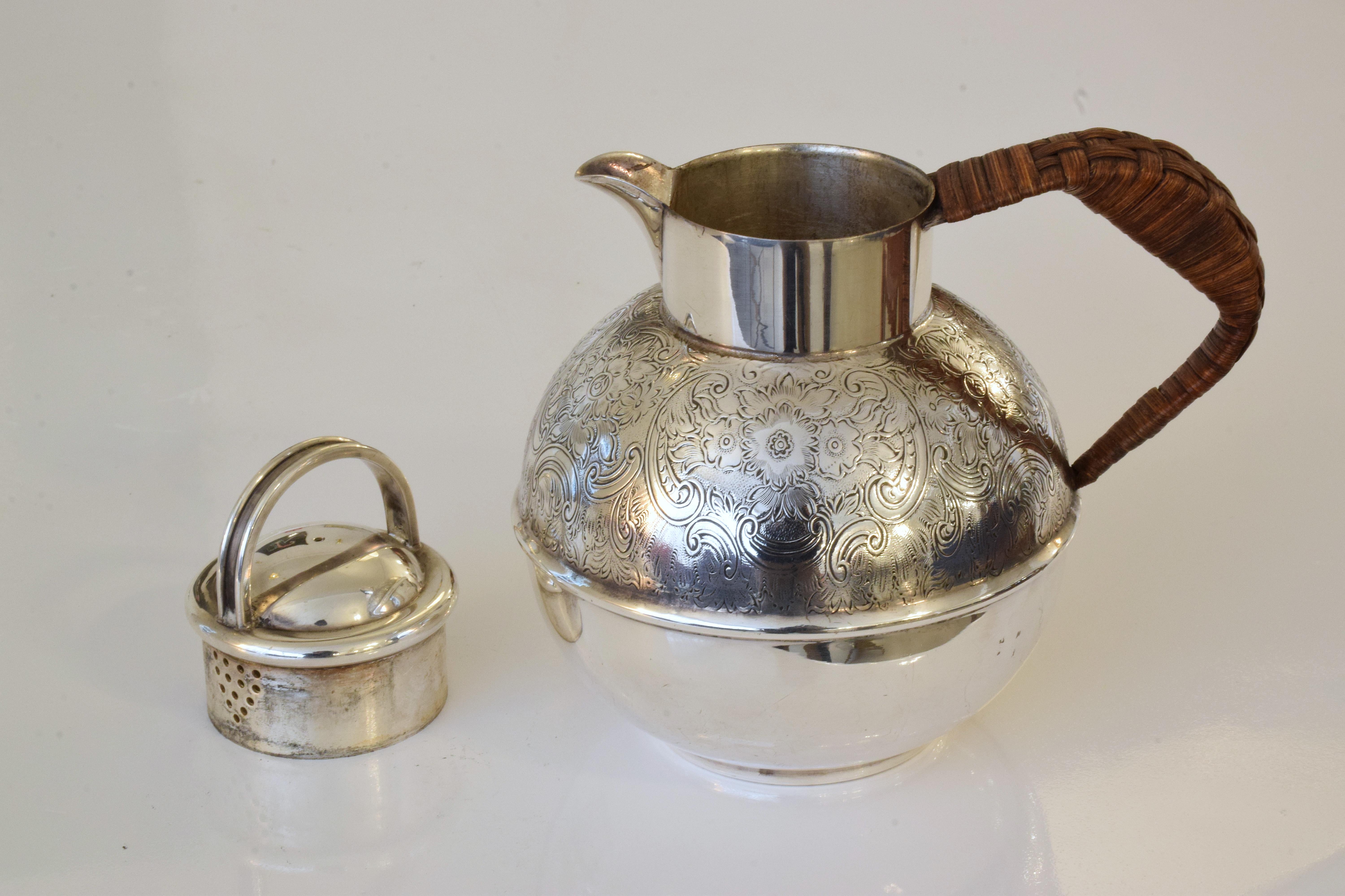 English Antique Small Silver Pitcher or Teapot by Bailey Banks & Biddle In Good Condition In Paris, FR