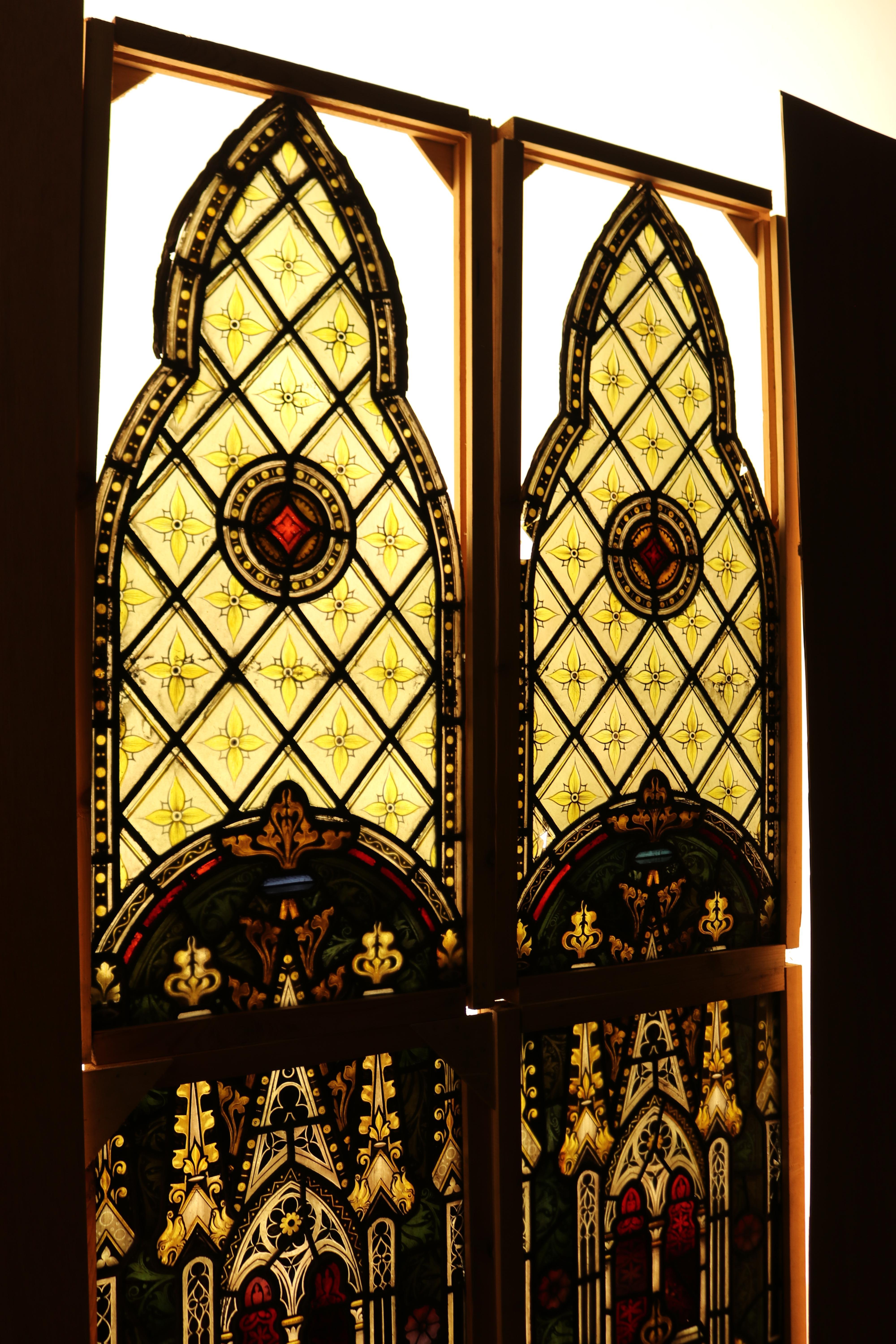 English Antique Stained Glass Windows 1