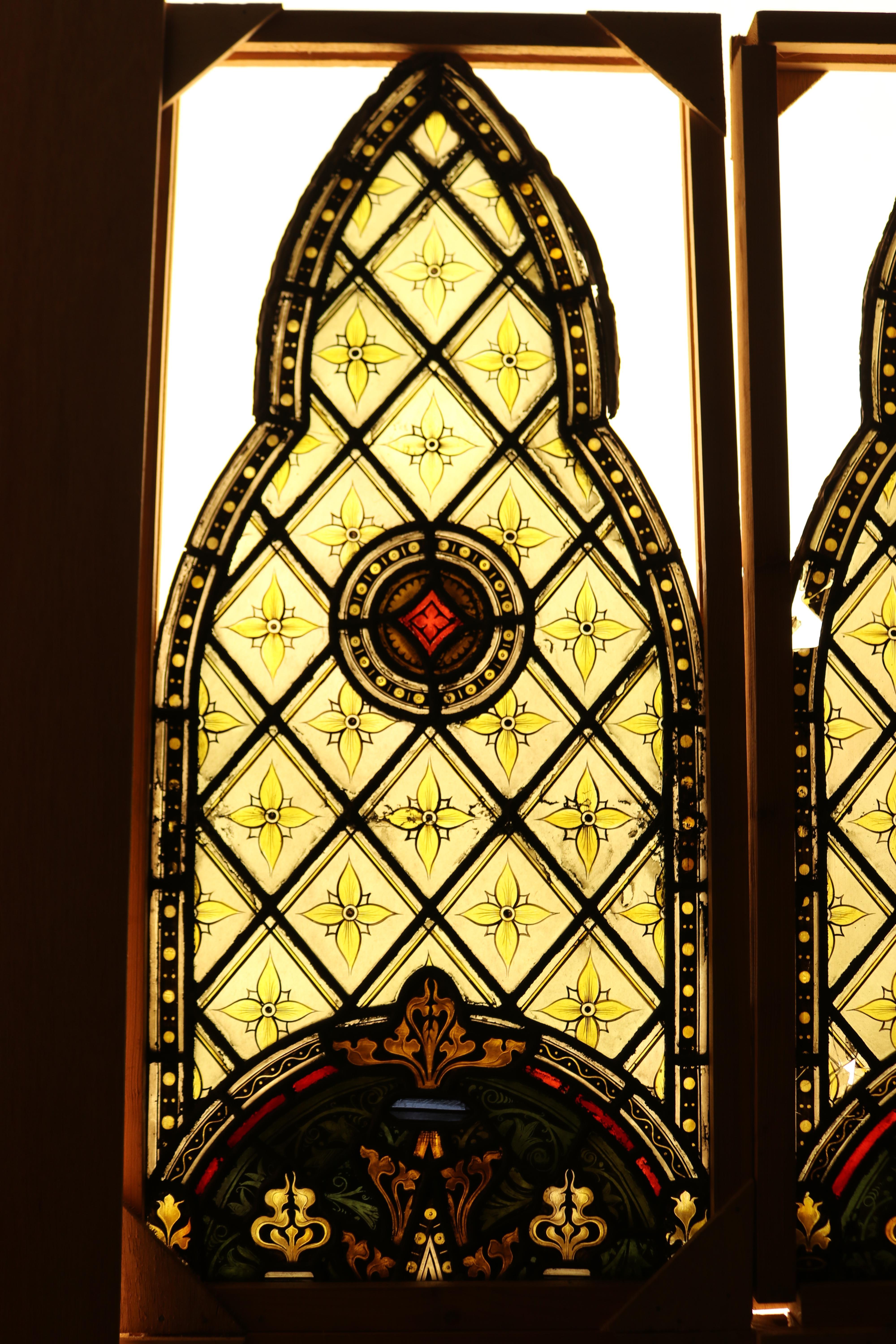 English Antique Stained Glass Windows 3