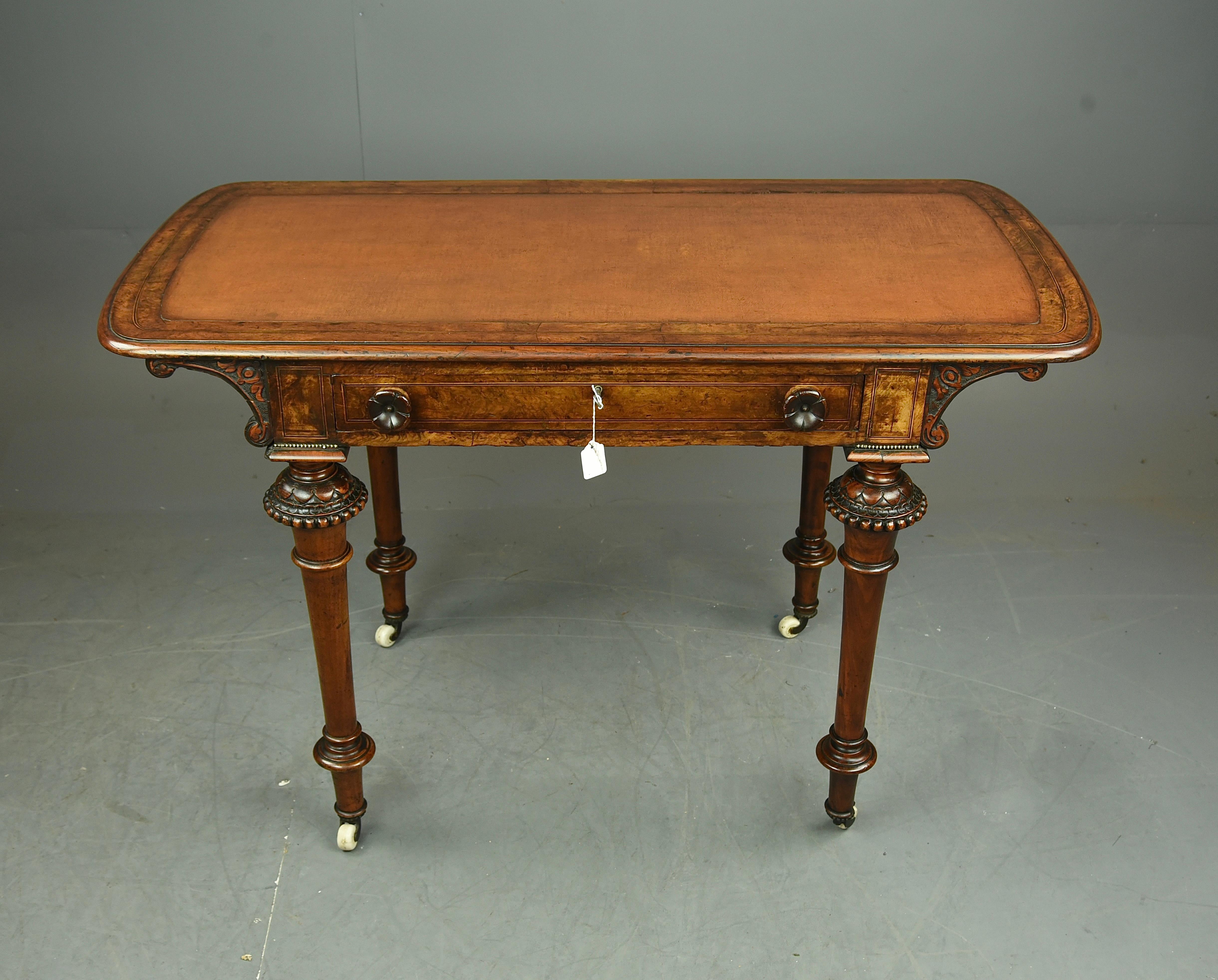 English antique Victorian burr walnut writing table  In Good Condition In Chelmsford, GB