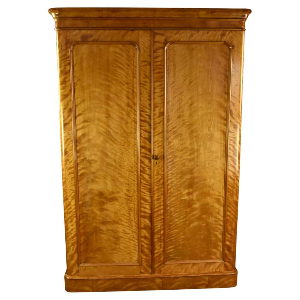 Antique Australian Cedar Two Mirror Door Wardrobe For Sale at 1stDibs ...