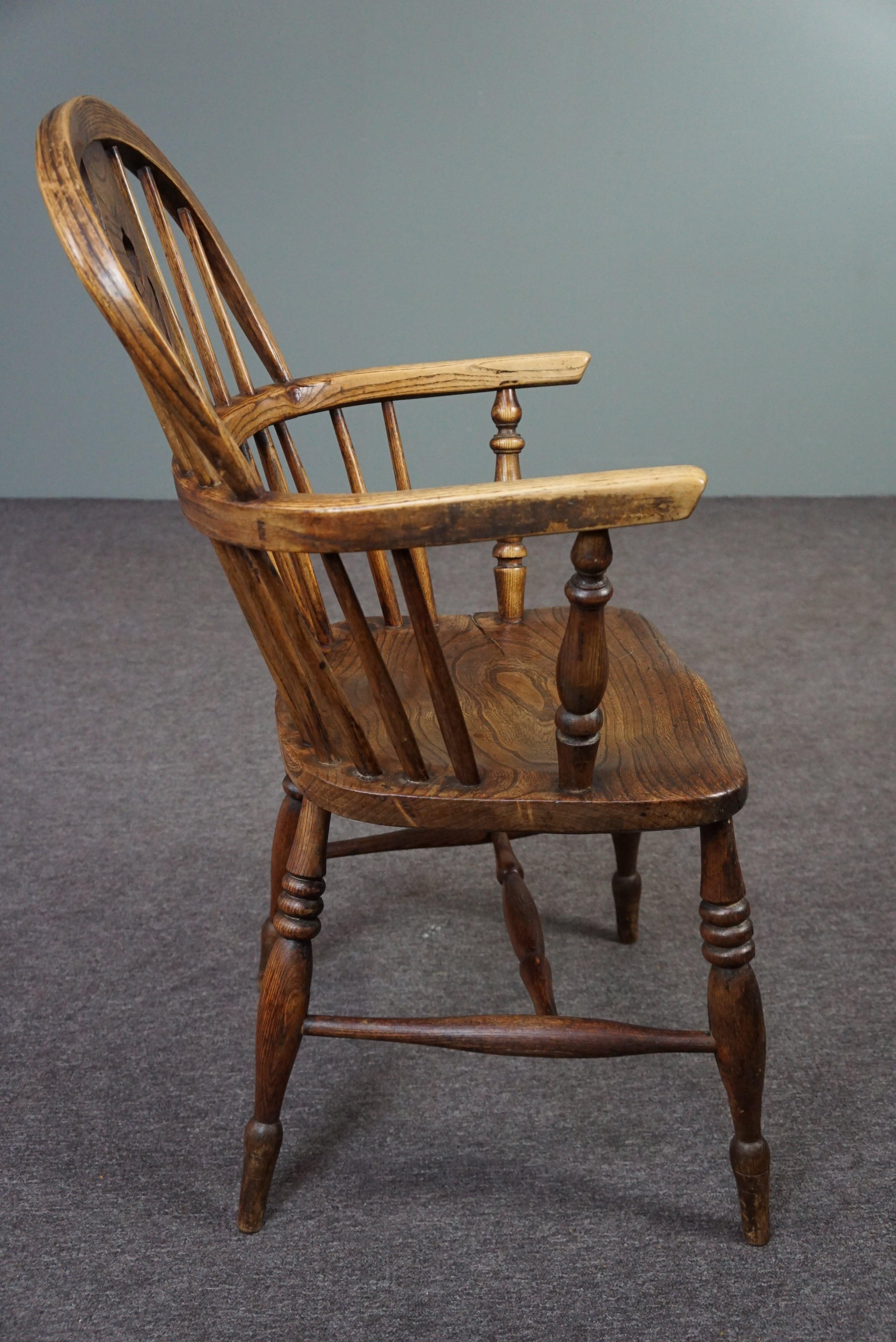 Anglais Fauteuil/chaise Windsor anglais ancien, à dossier bas, XVIIIe siècle en vente