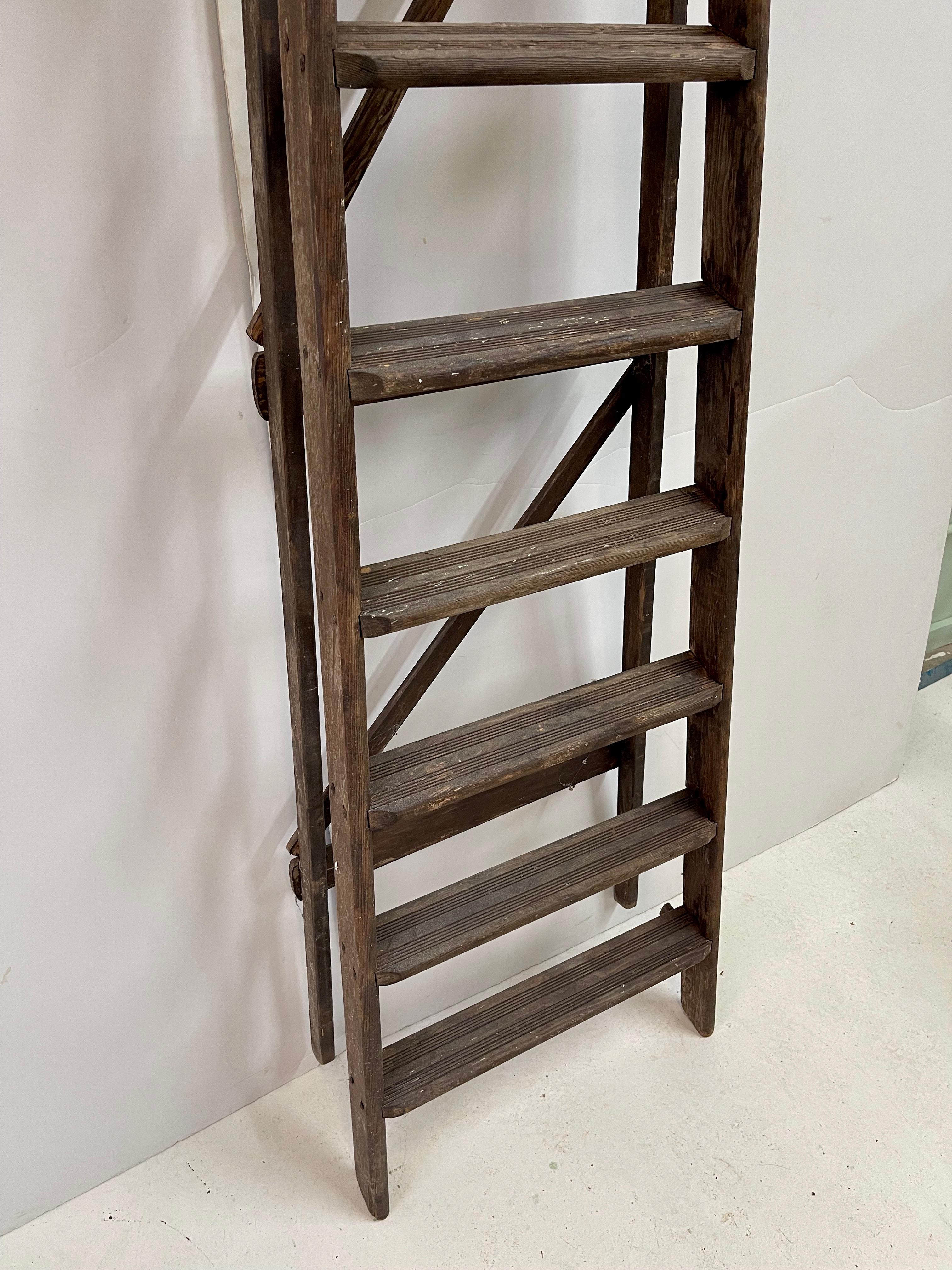 English Antique Wooden Folding Ladder with Tray Shelf For Sale 1
