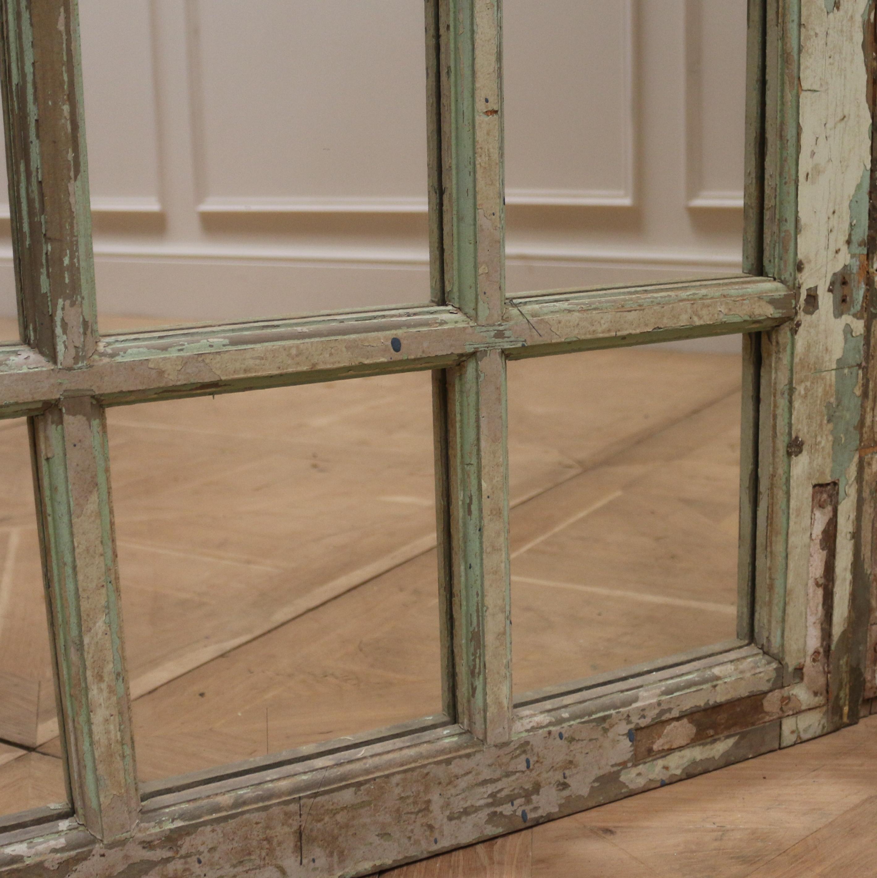 Englischer gewölbter Fensterspiegel (Viktorianisch) im Angebot
