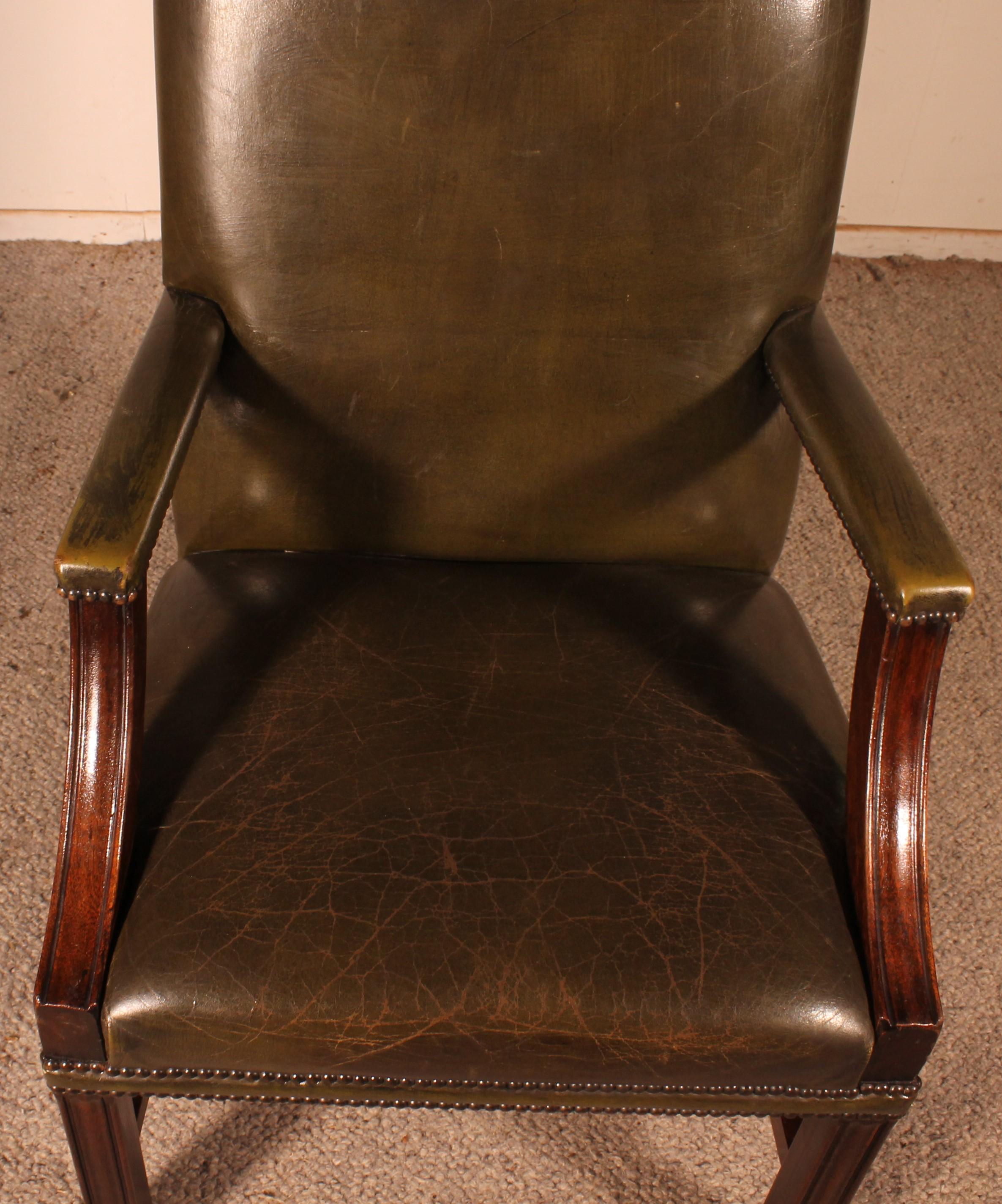 English Armchair In Dark Green Leather For Sale 2