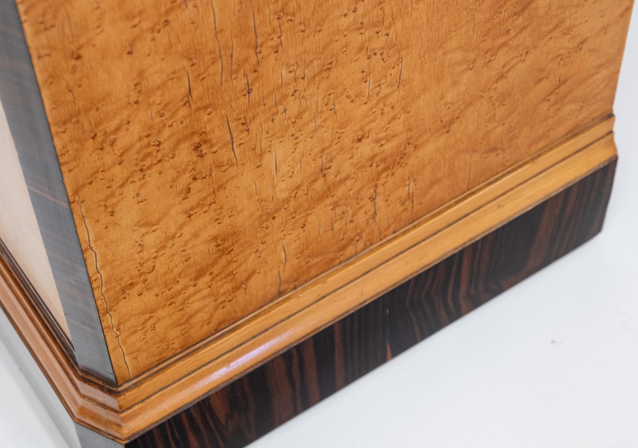 English Art Deco Birds Eye Maple & Macassar Ebony Tall And Narrow Chest Drawers For Sale 10