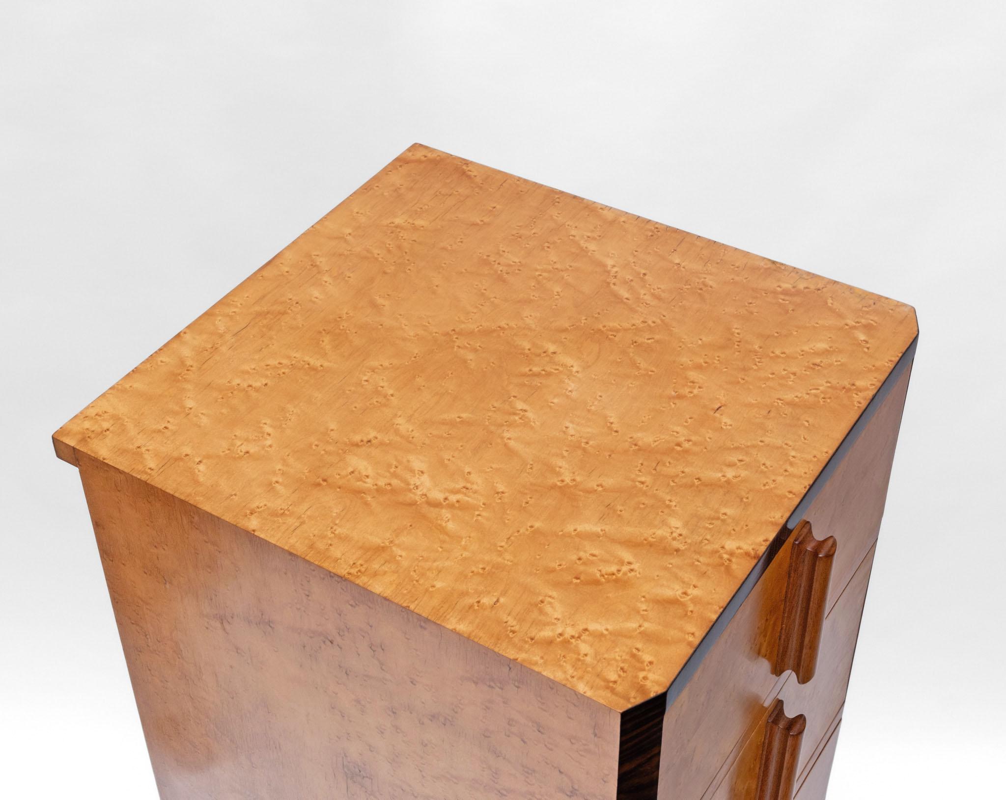 English Art Deco Birds Eye Maple & Macassar Ebony Tall And Narrow Chest Drawers In Good Condition For Sale In Norwich, GB