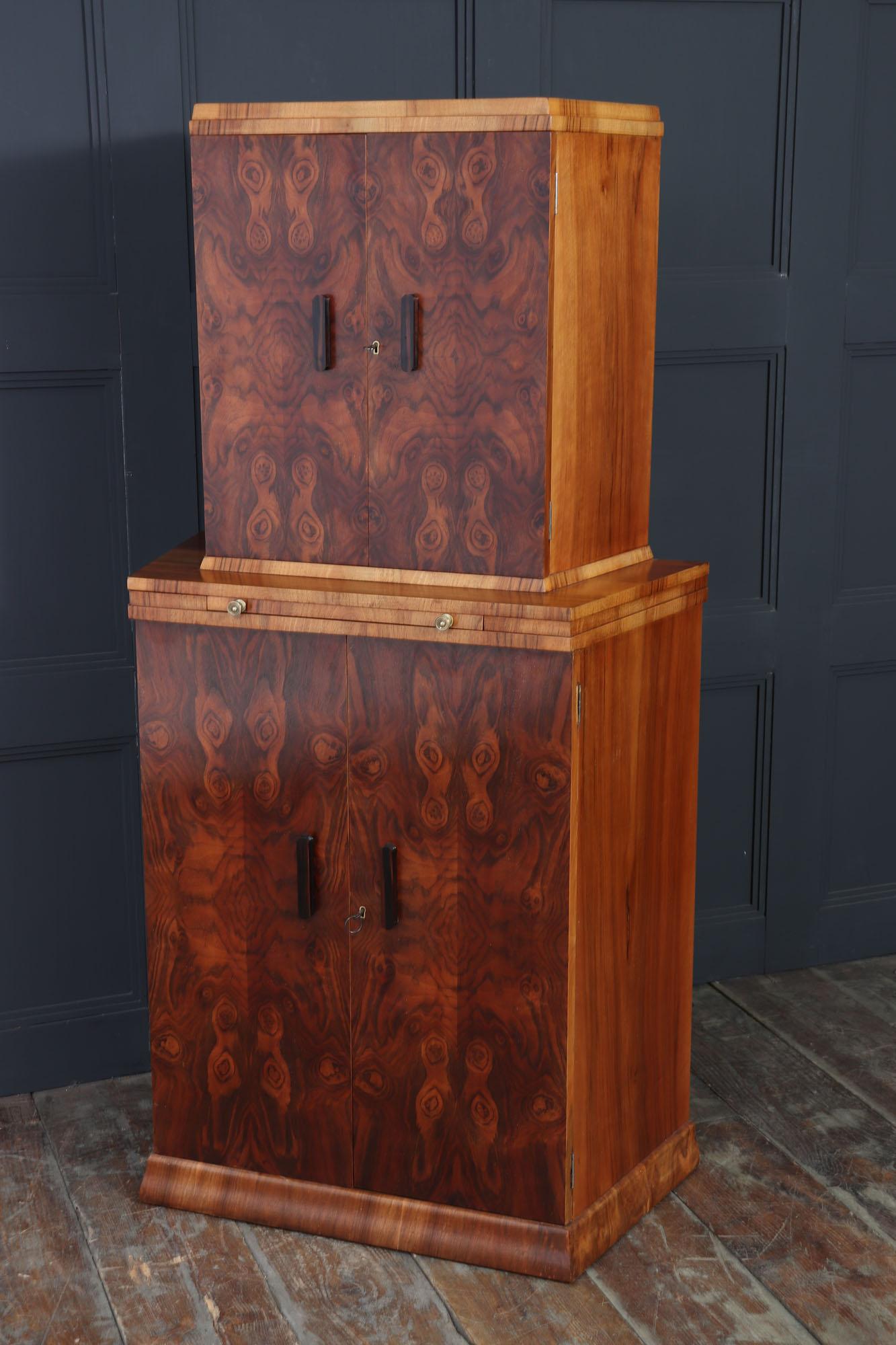 Cocktail Cabinet Inglés Art Decó de Nogal, c.1930 en venta 7