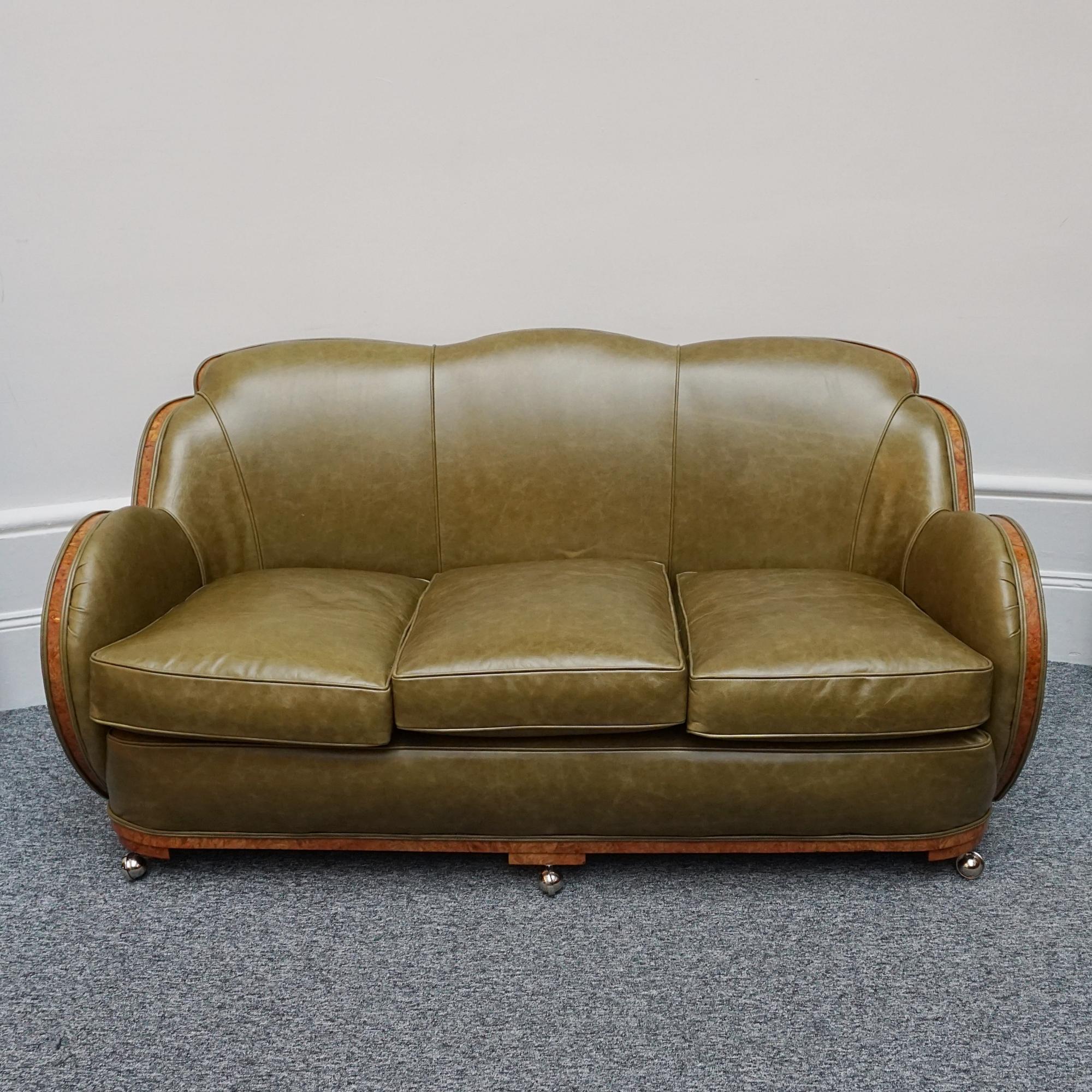 English Art Deco Cloud Sofa by Harry & Lou Epstein Upholstered in Green Leather  In Excellent Condition For Sale In Forest Row, East Sussex