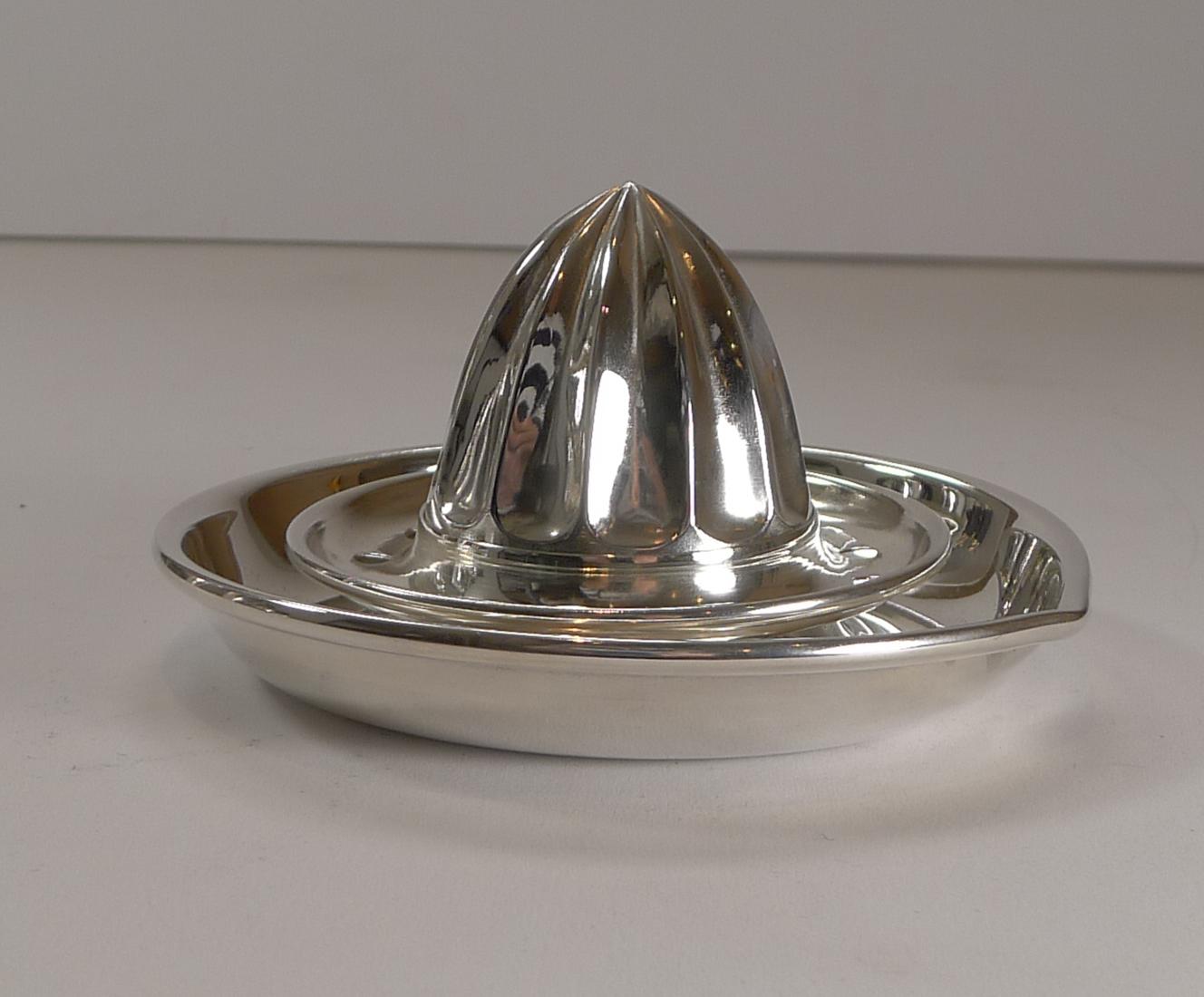English Art Deco Cocktail / Bar Lemon Squeezer in Silver Plate, c.1930 In Good Condition In Bath, GB