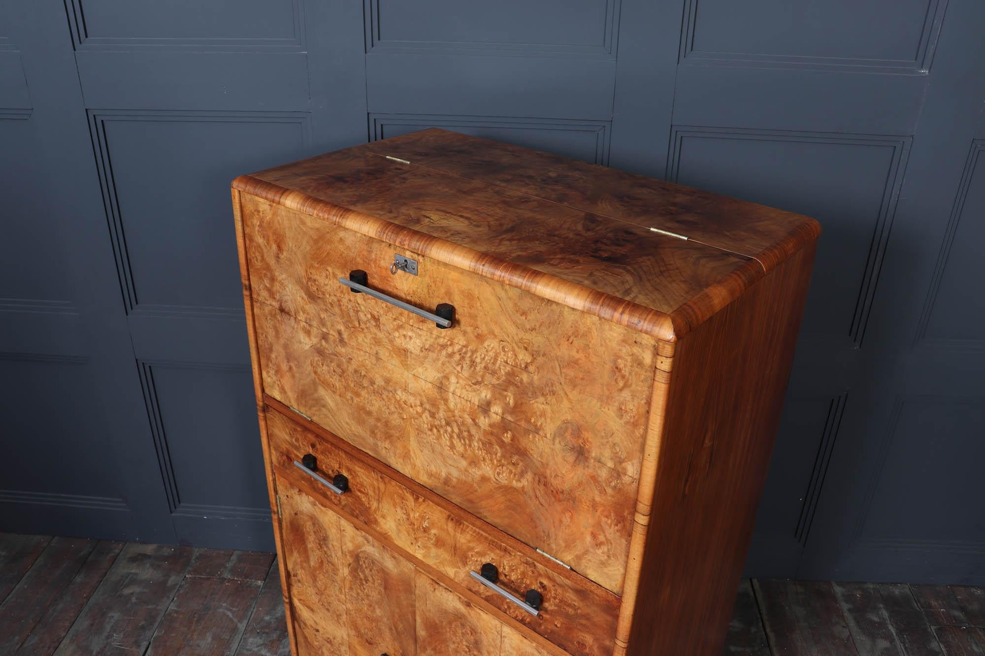 Englischer Art-Déco-Cocktailschrank aus Wurzelnussholz 1