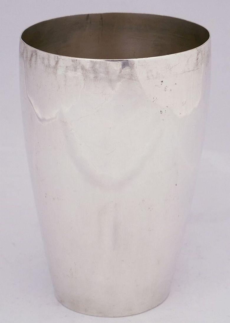 English Art Deco Cocktail Shaker by Van Buren For Sale 4