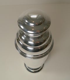 Englischer Art-Déco-Cocktailshaker, um 1930, versilbert
