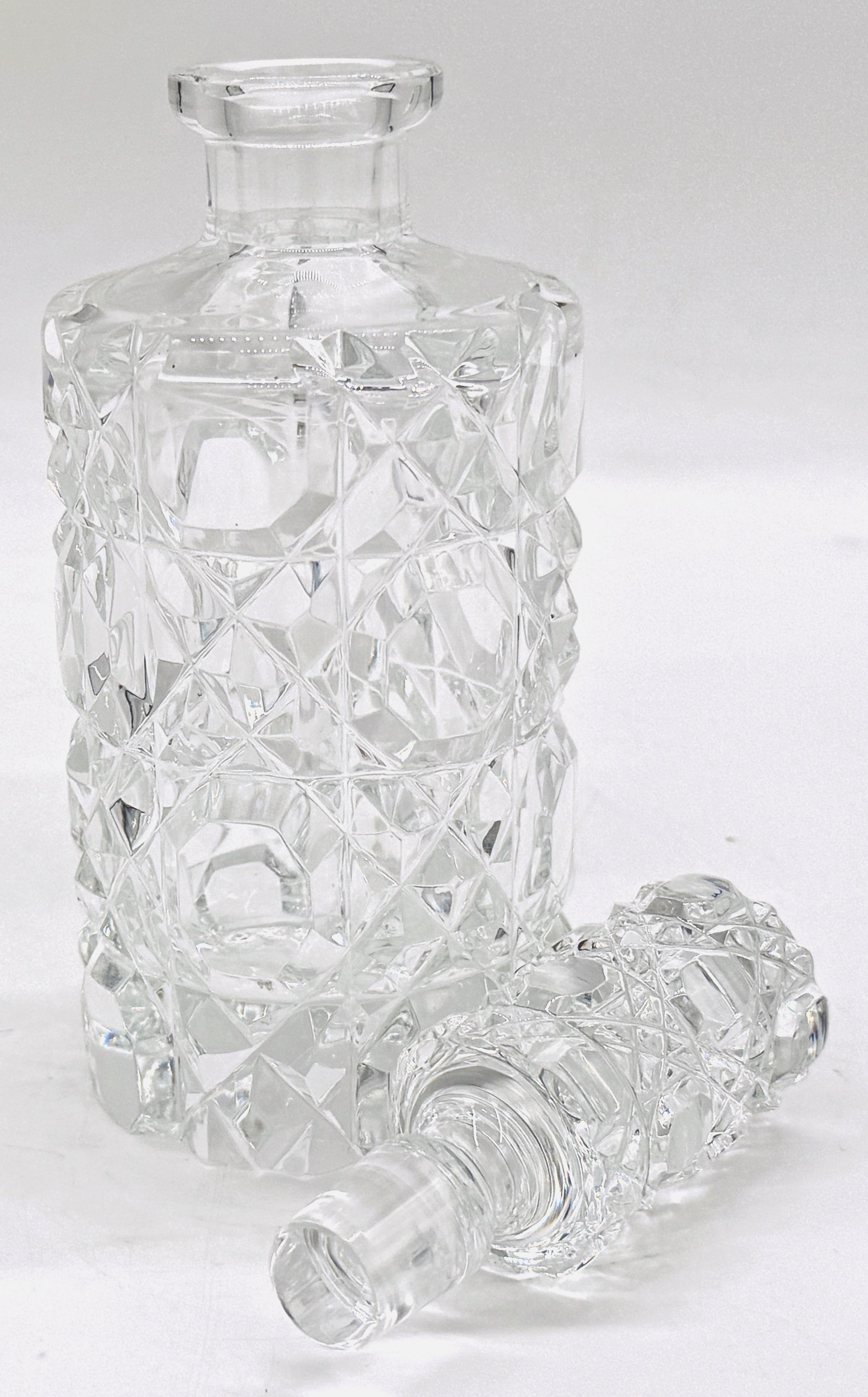 English Art Deco Cut Glass Diminutive Decanter, Circa 1930s For Sale 1