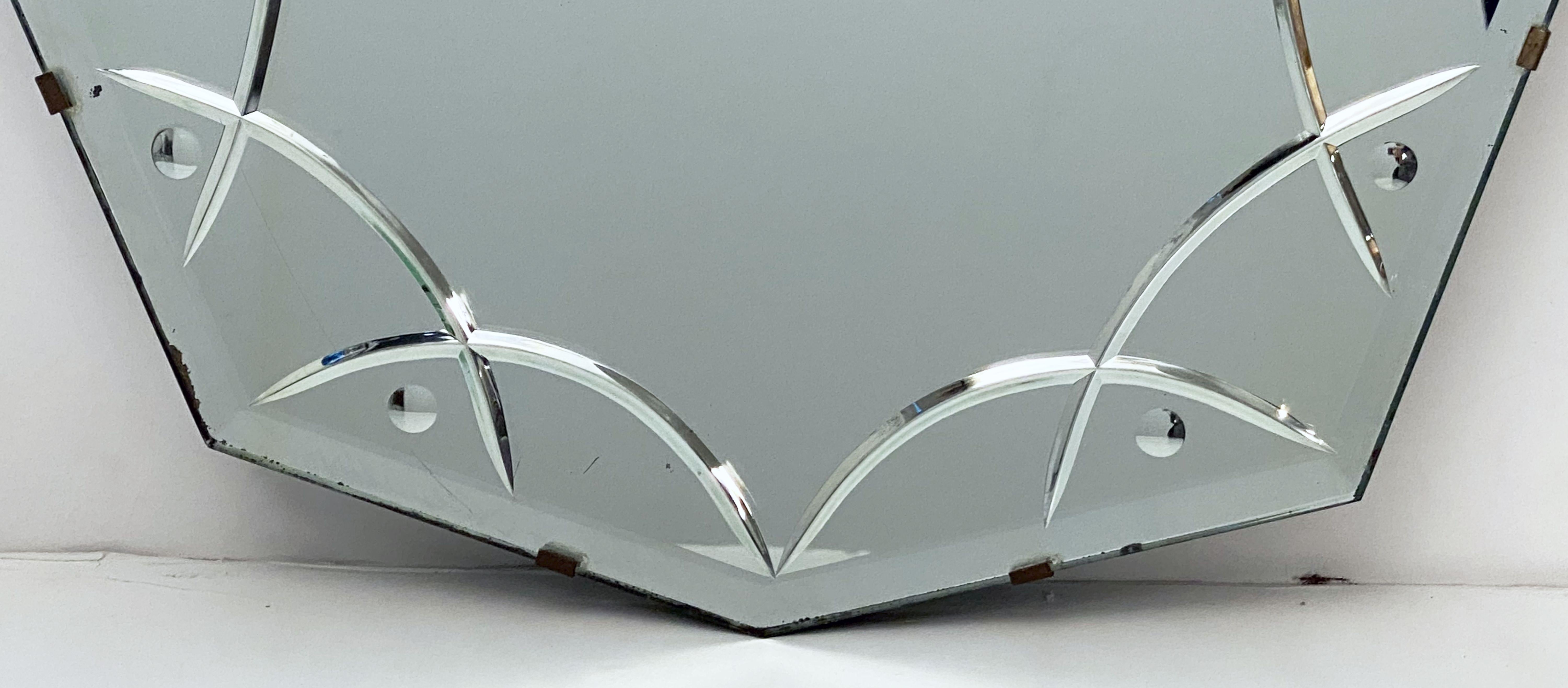 English Art Deco Decagonal Oval Reverse-Cut Beveled Mirror (25 1/2 x 15 3/8) 3