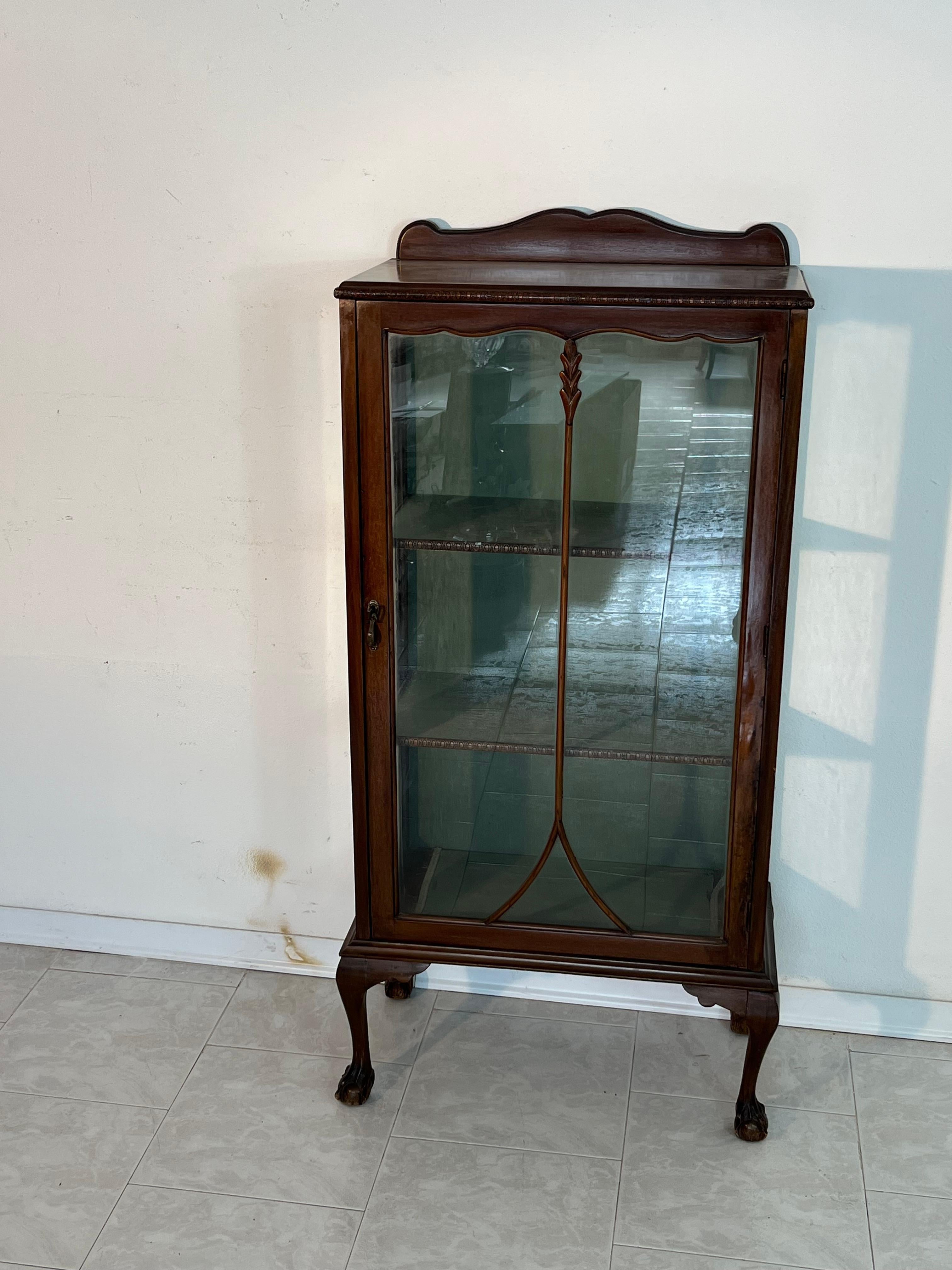 Englischer Art-Déco-Vitrinenschrank, 1930er Jahre (Britisch) im Angebot