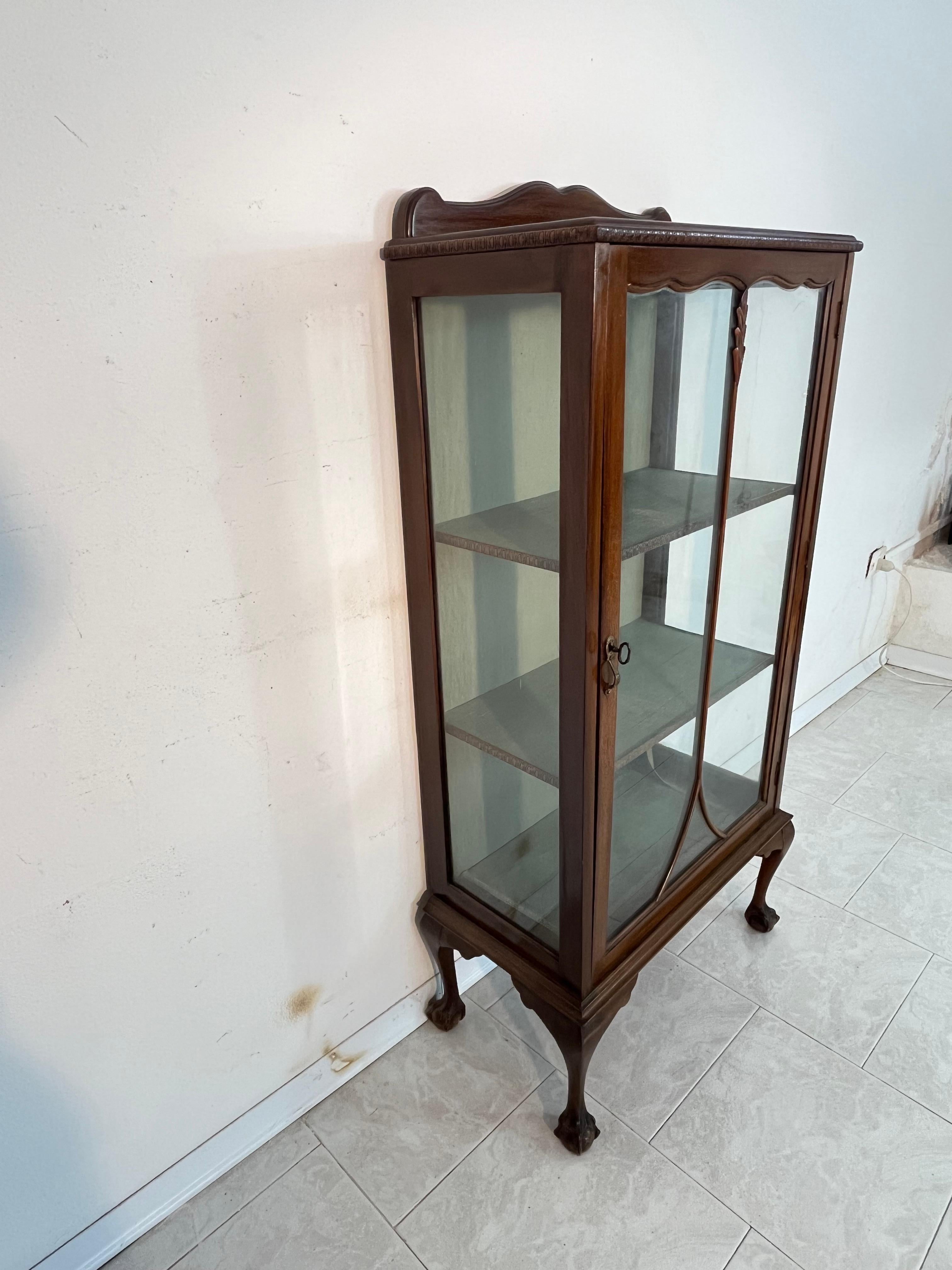 Englischer Art-Déco-Vitrinenschrank, 1930er Jahre (Holz) im Angebot