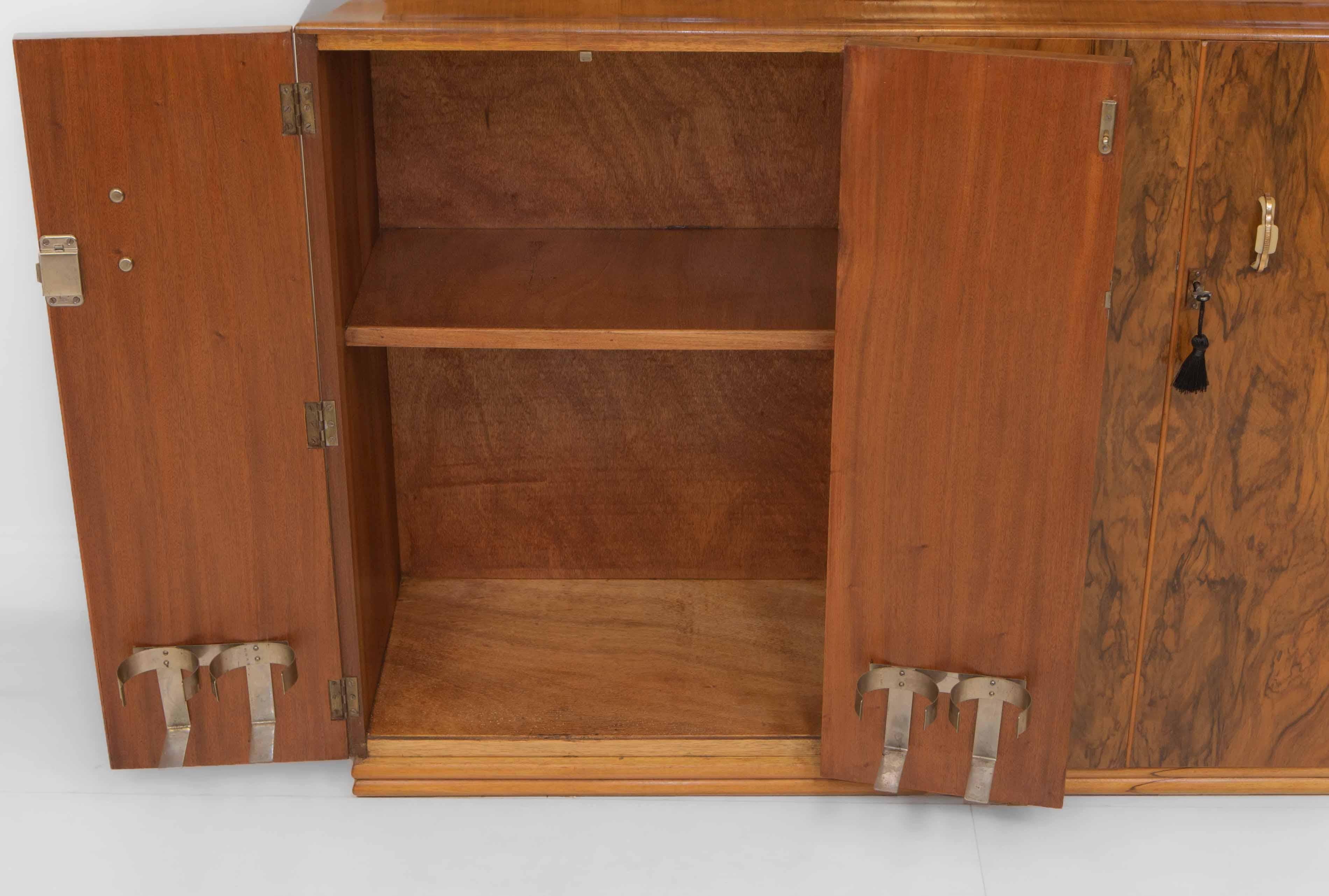 English Art Deco Figured Walnut Cocktail Cabinet Dry Bar 4