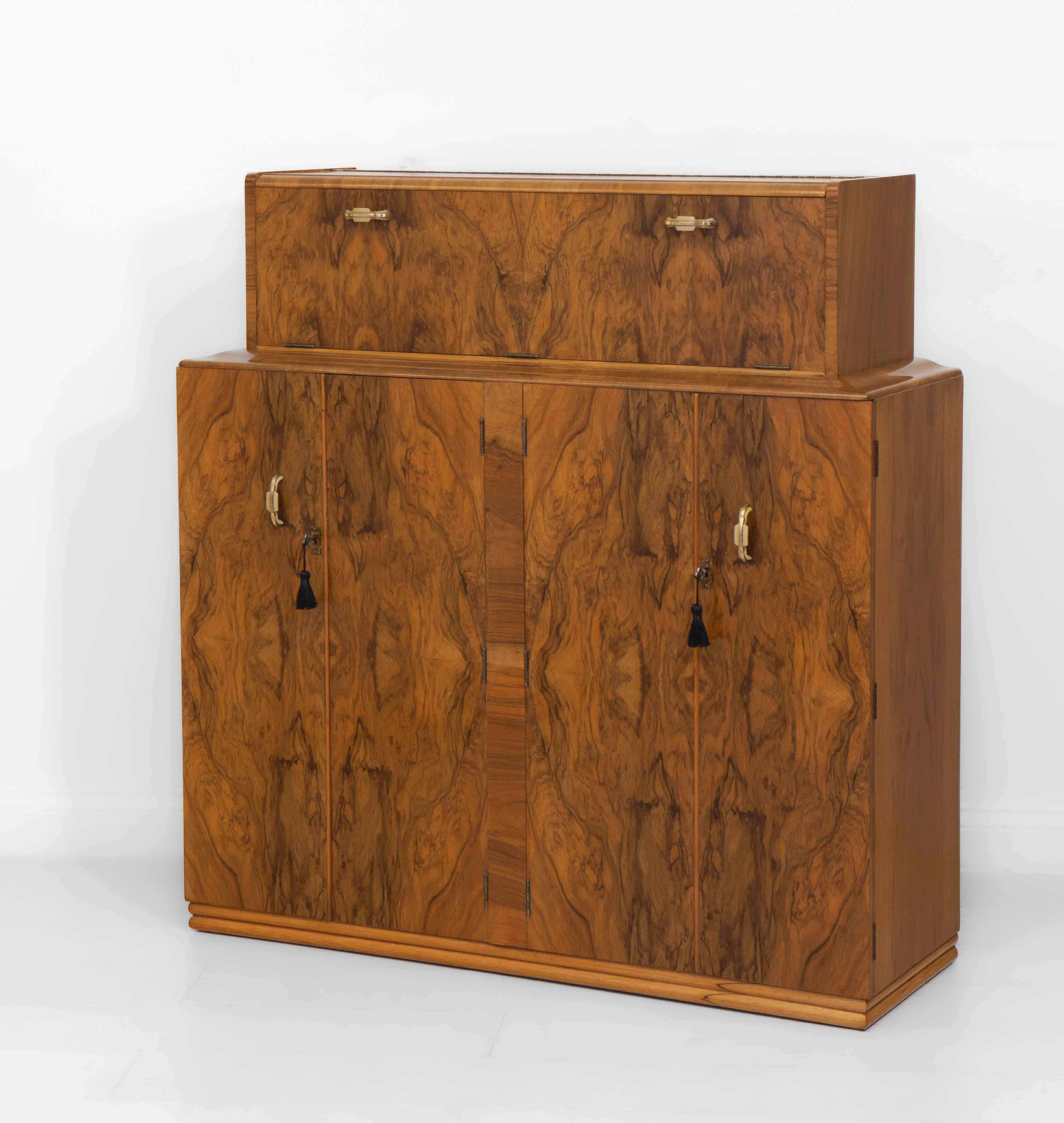 Veneer English Art Deco Figured Walnut Cocktail Cabinet Dry Bar