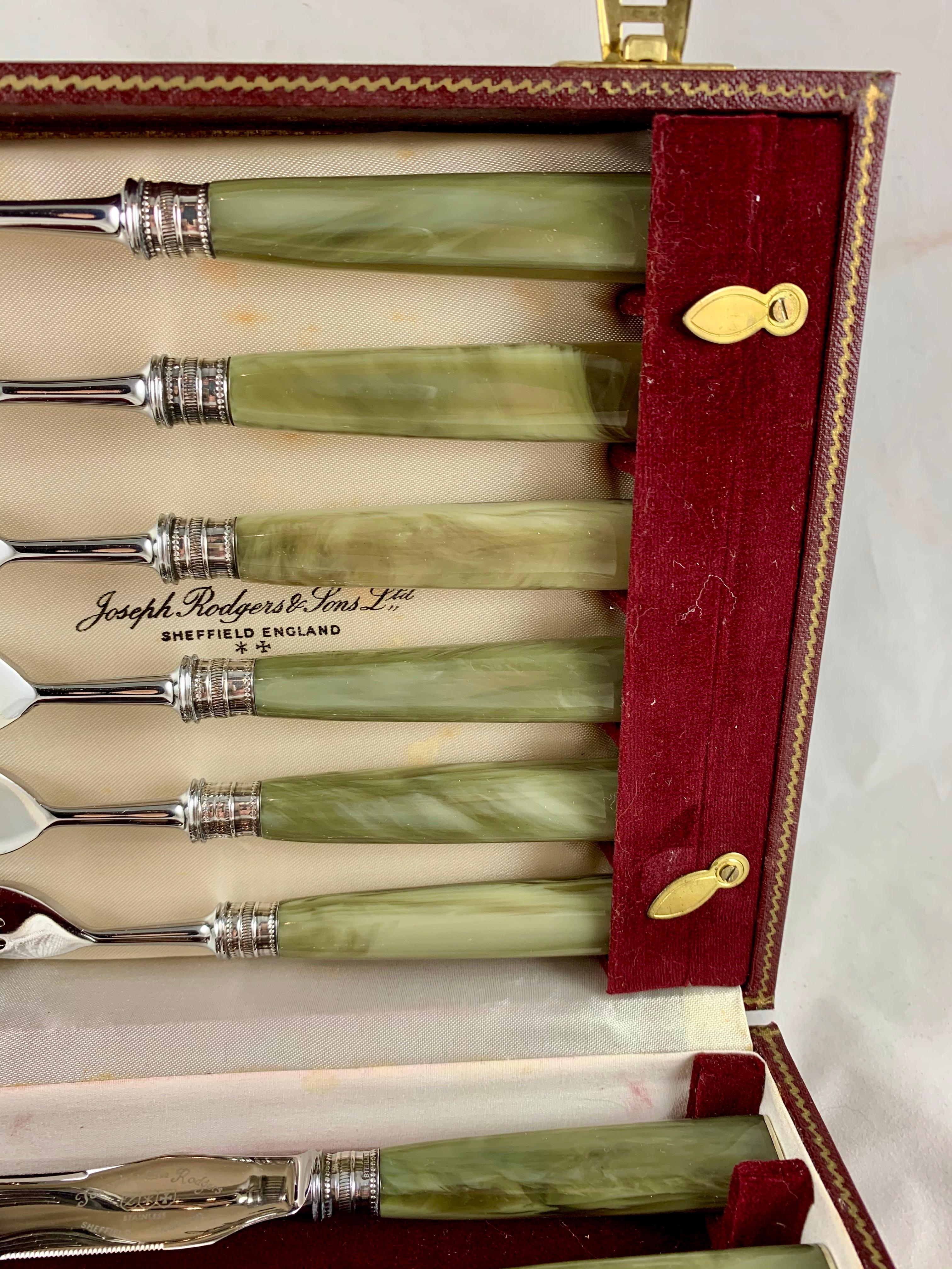 English Art Deco Green Celluloid & Sterling Silver Knife & Fork Boxed, Set of 12 4