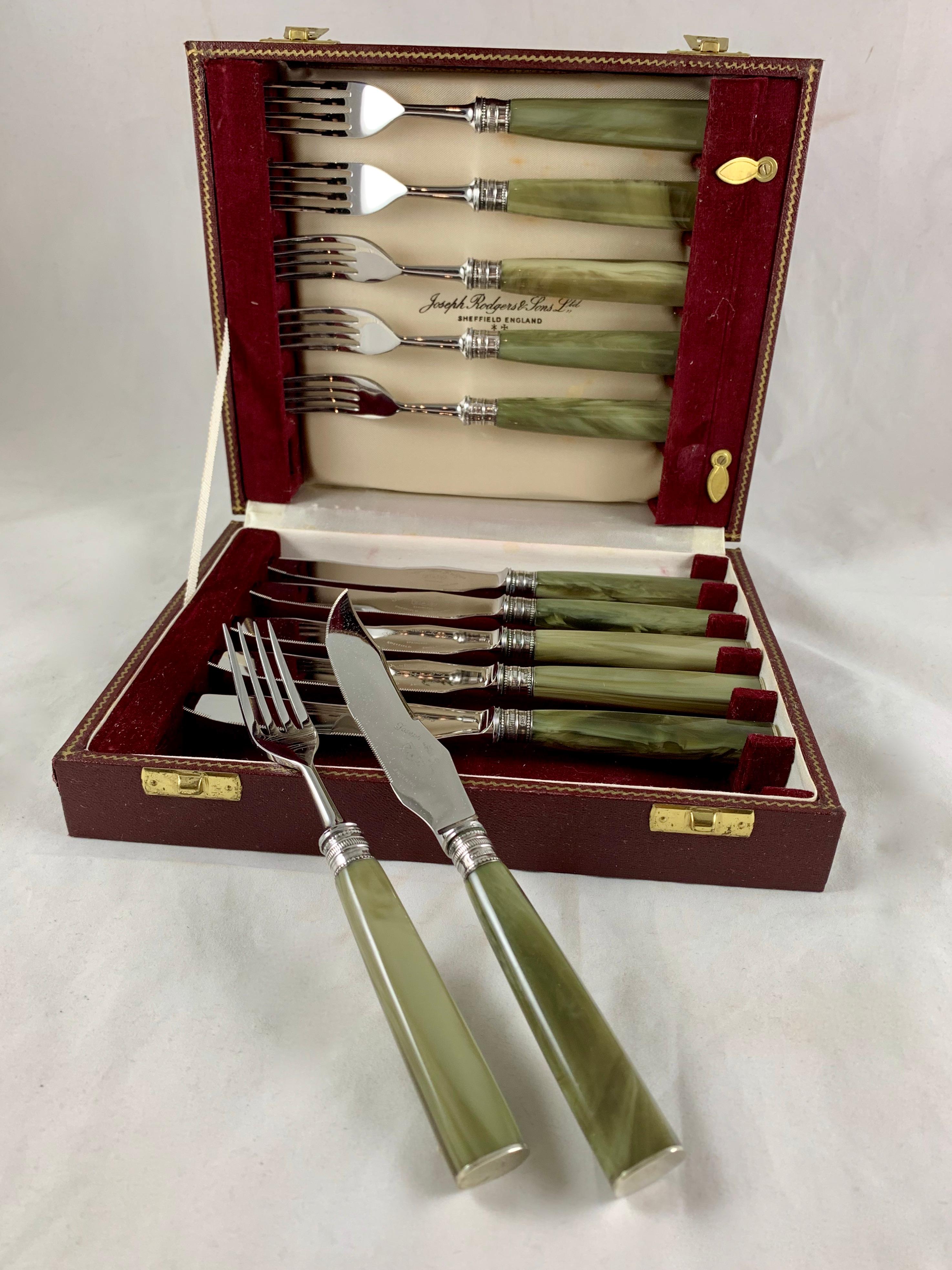 snap on knife and fork set
