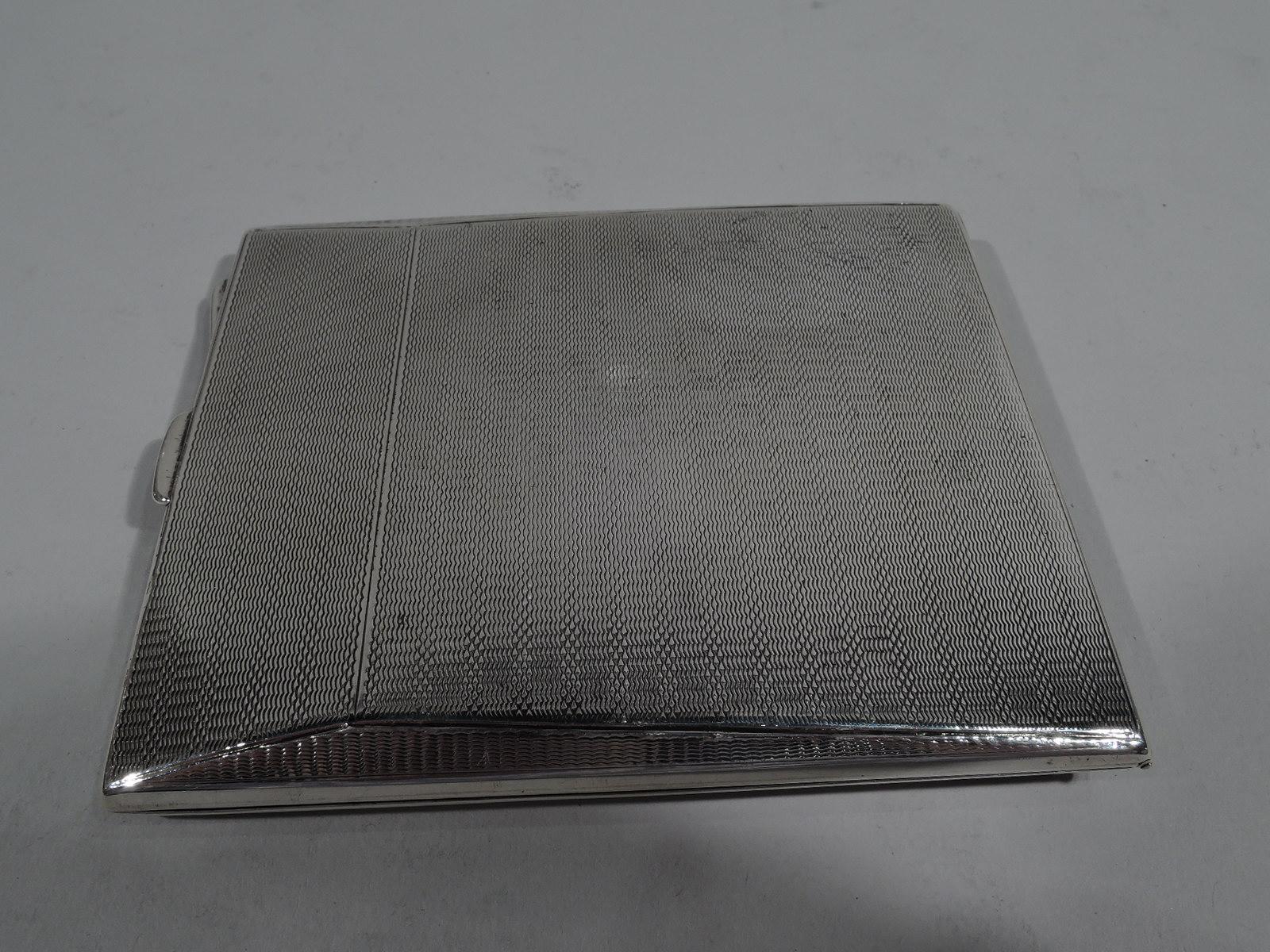 English Art Deco Modern Sterling Silver Cigarette Case In Excellent Condition In New York, NY