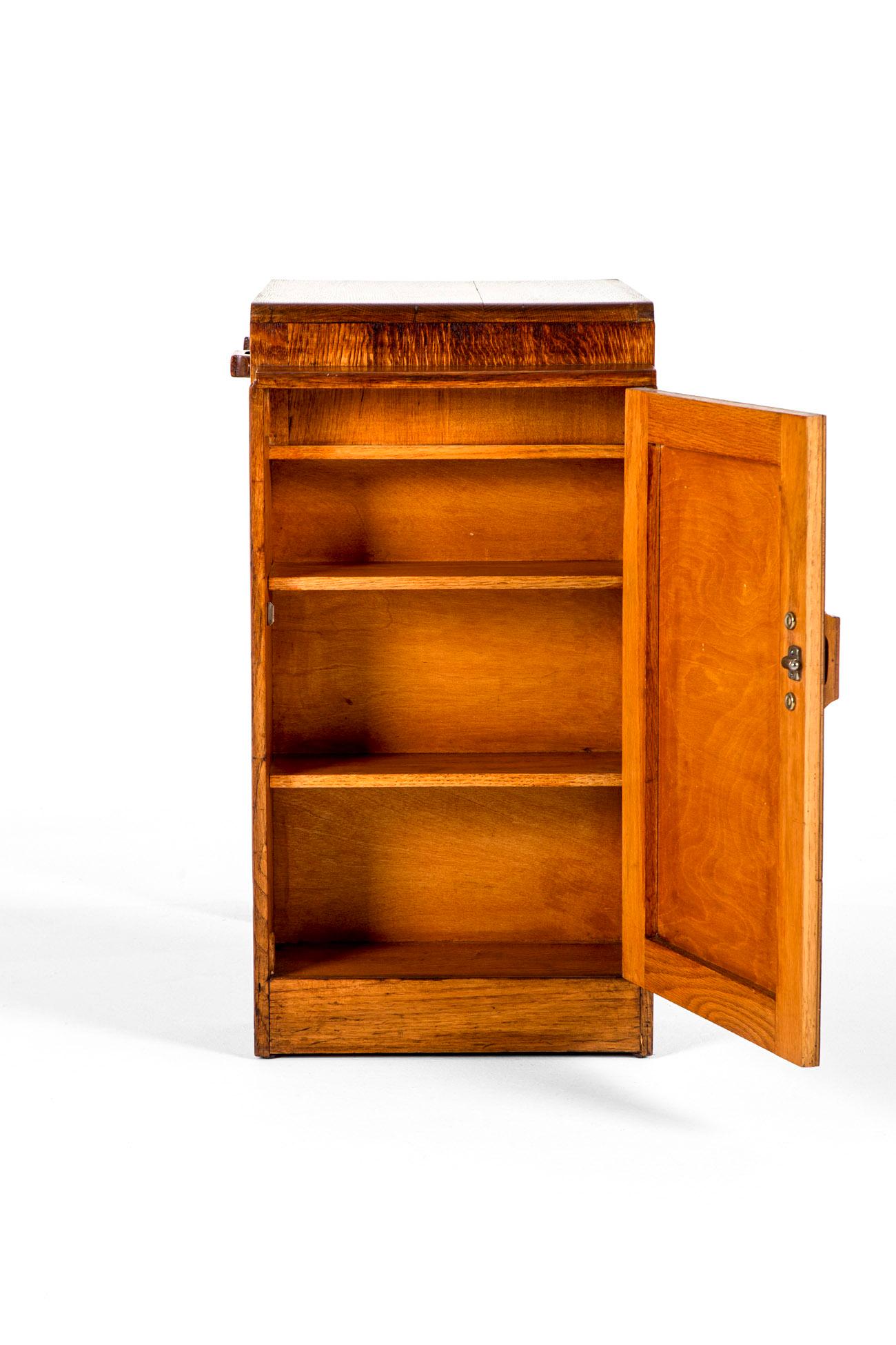 Englischer Art-Deco-Schreibtisch aus Eiche im Angebot 6