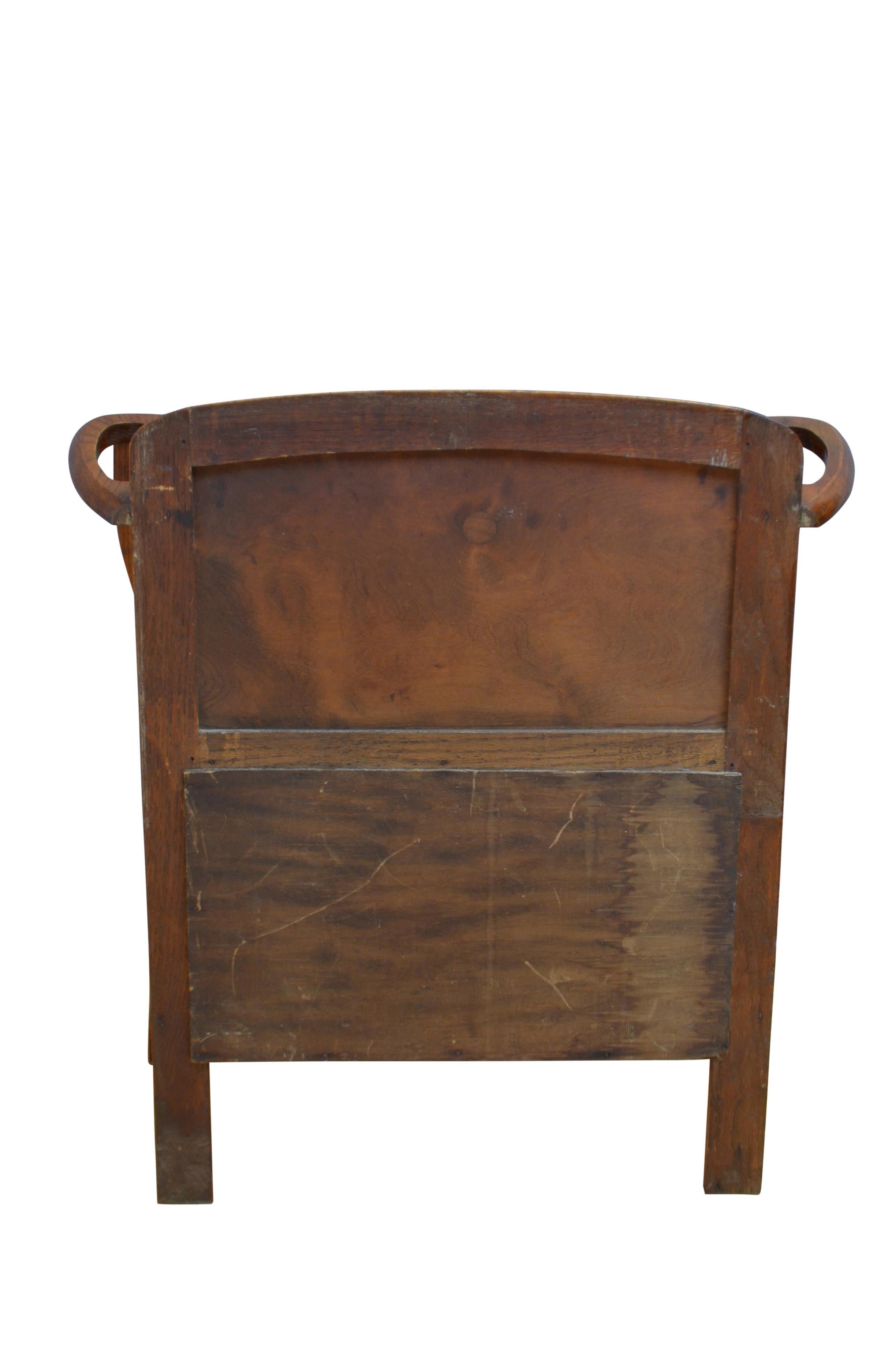 English Art Deco Oak Hall Bench by Kubbyland For Sale 9