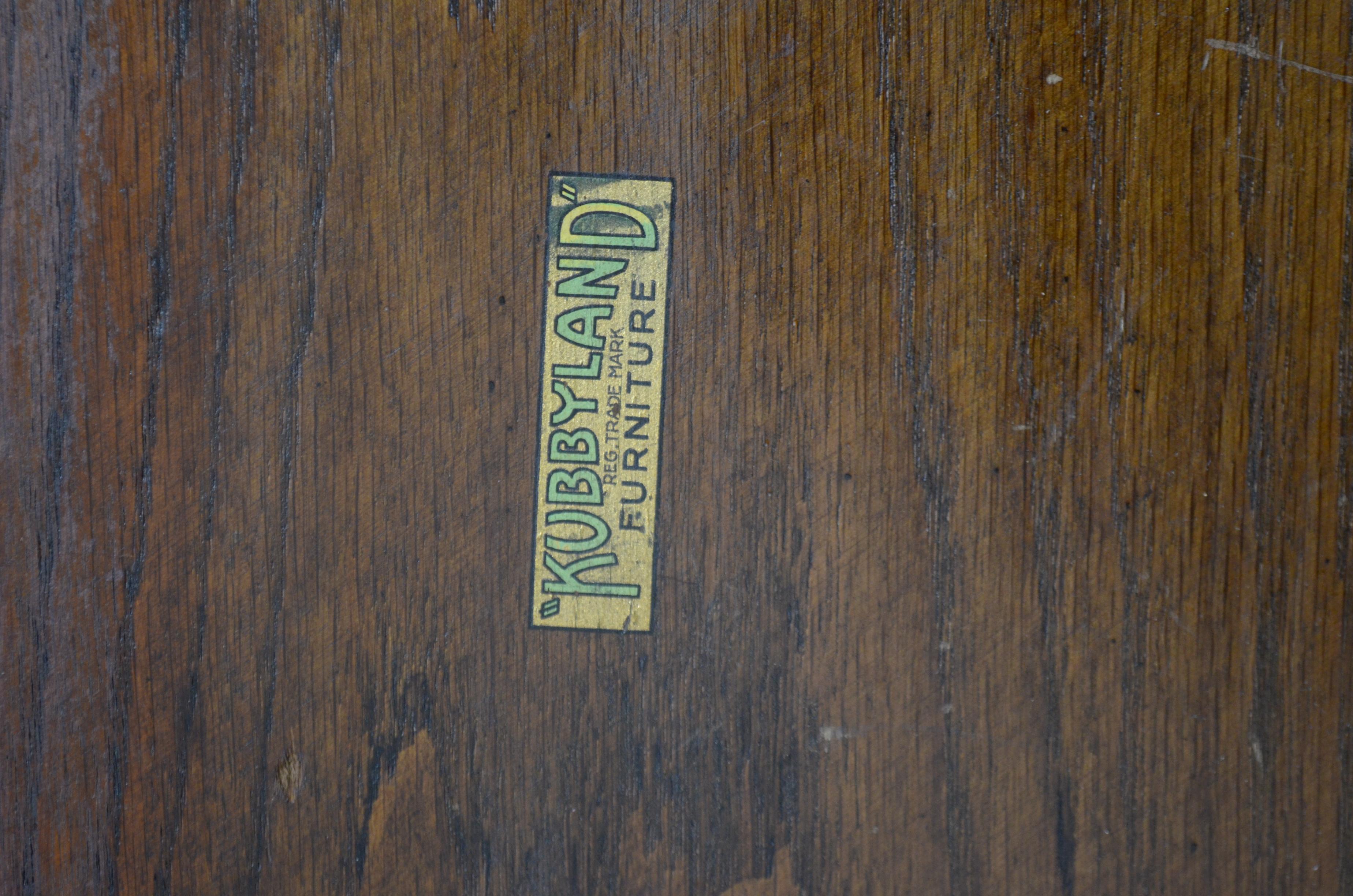 English Art Deco Oak Hall Bench by Kubbyland For Sale 5