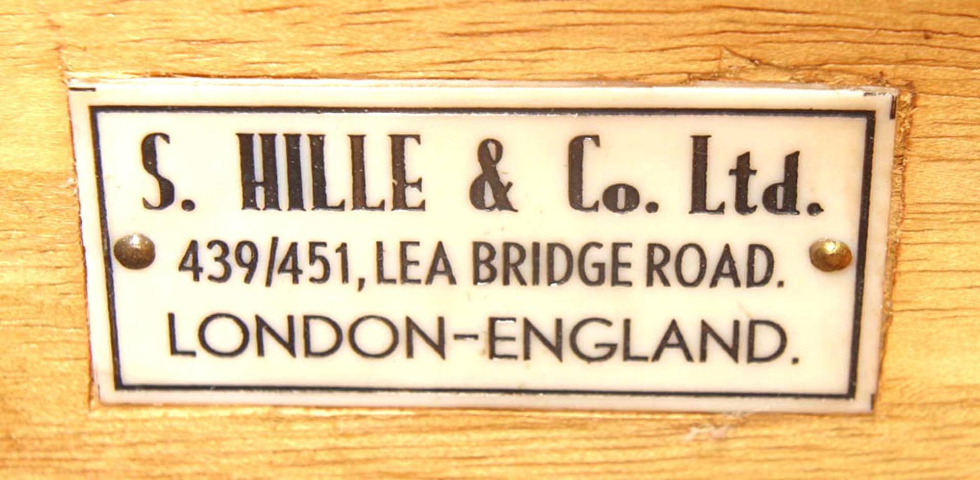 British English Art Deco Gilt Maple Console Table For Sale