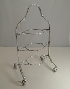 English Art Deco Period Silver Plated Cake Stand by Elkington, 1929