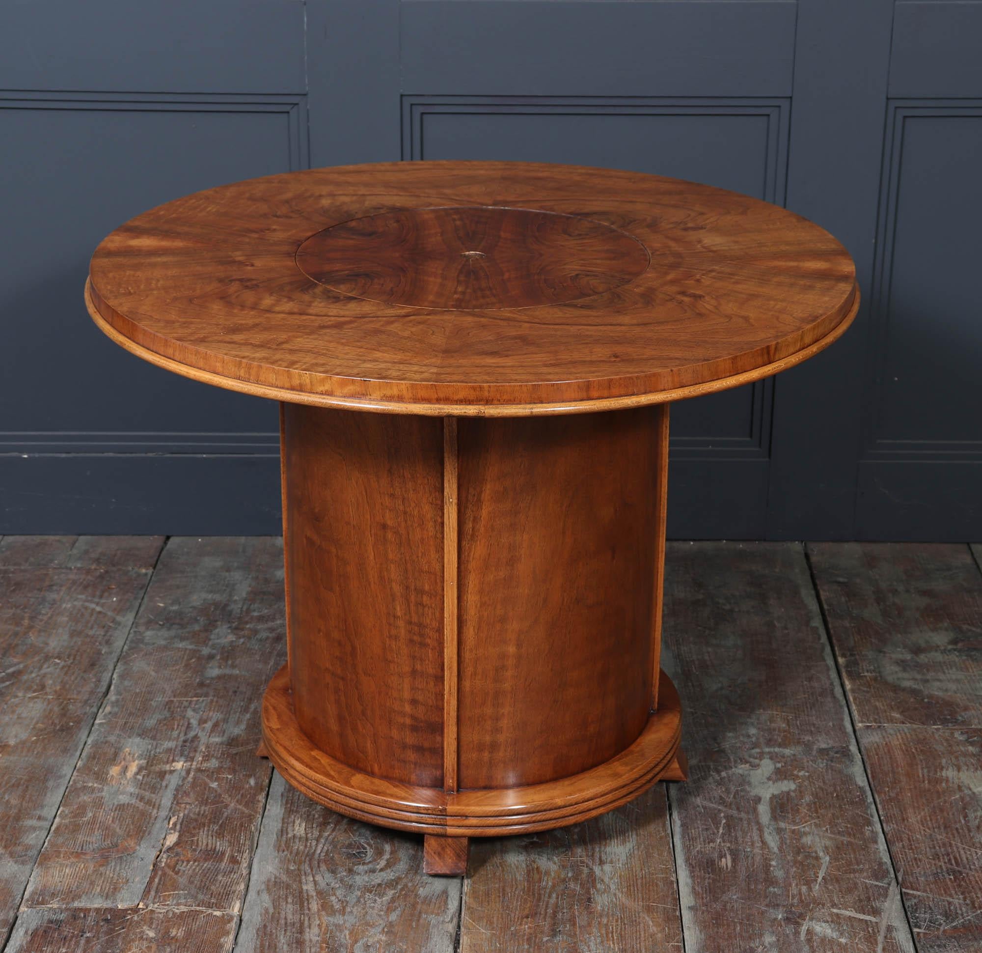 Mid-20th Century English Art Deco Pop-Up Cocktail Table in Walnut, 1930s For Sale