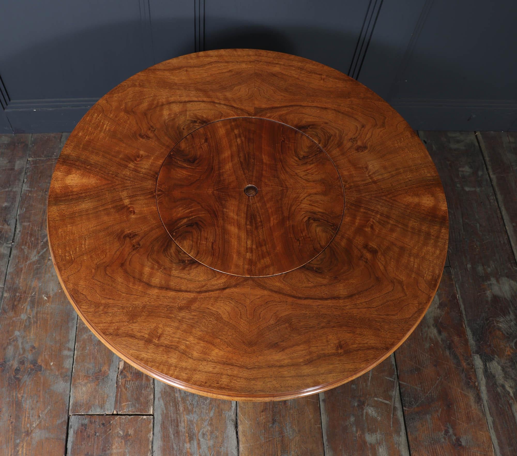 English Art Deco Pop-Up Cocktail Table in Walnut, 1930s For Sale 1