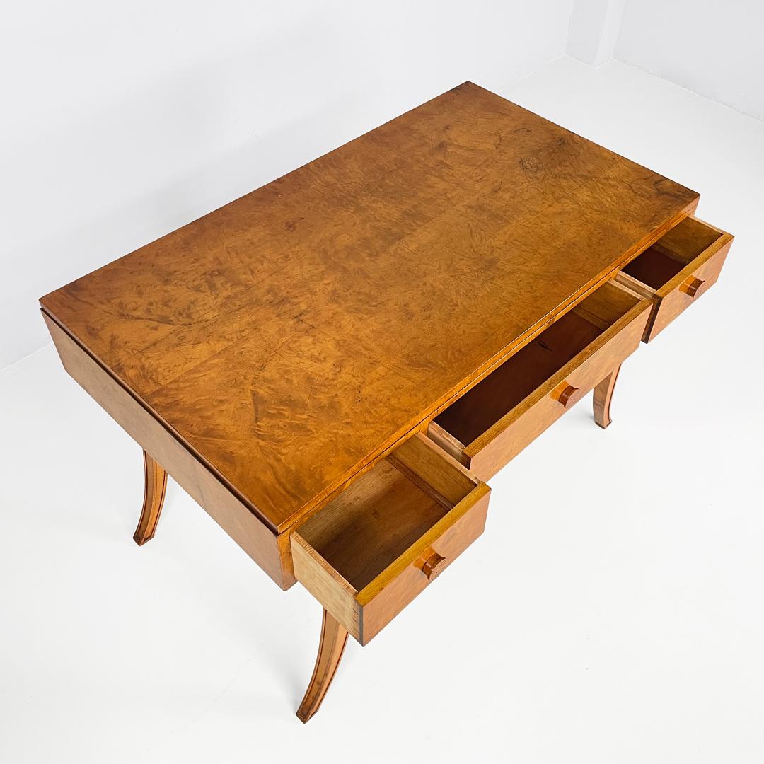 English Art Deco rectangular walnut desk for Hille of London, 1920s in vendita 6