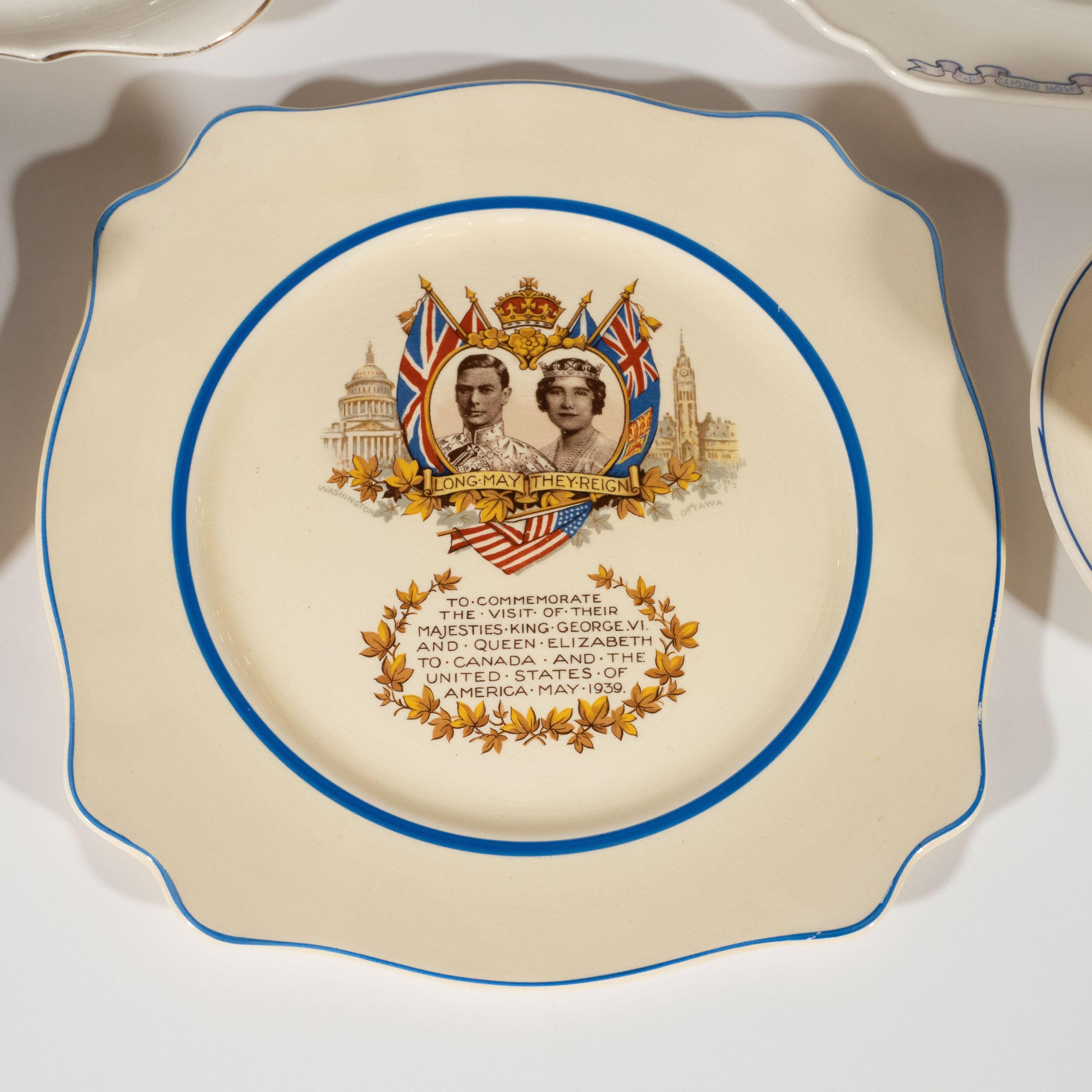 Anglais Ensemble de couronnement royal commémoratif en porcelaine anglaise Art Déco en vente