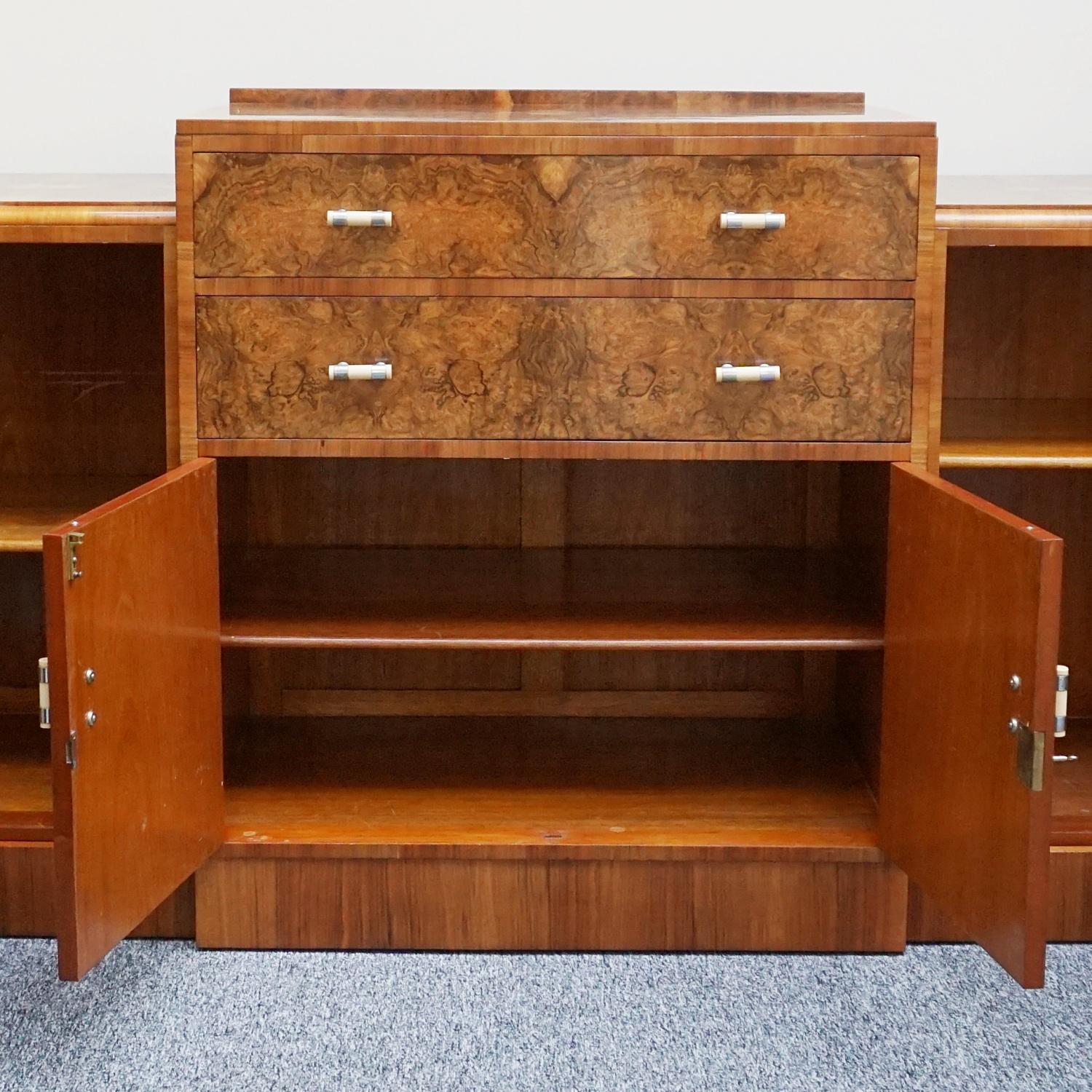 English Art Deco Sideboard - Burr Walnut and Figured Walnut 1930's In Good Condition In Forest Row, East Sussex