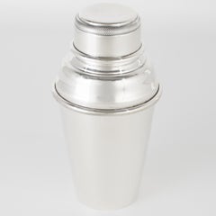 Coctelera inglesa Art Déco de plata para bebés de Mappin & Webb