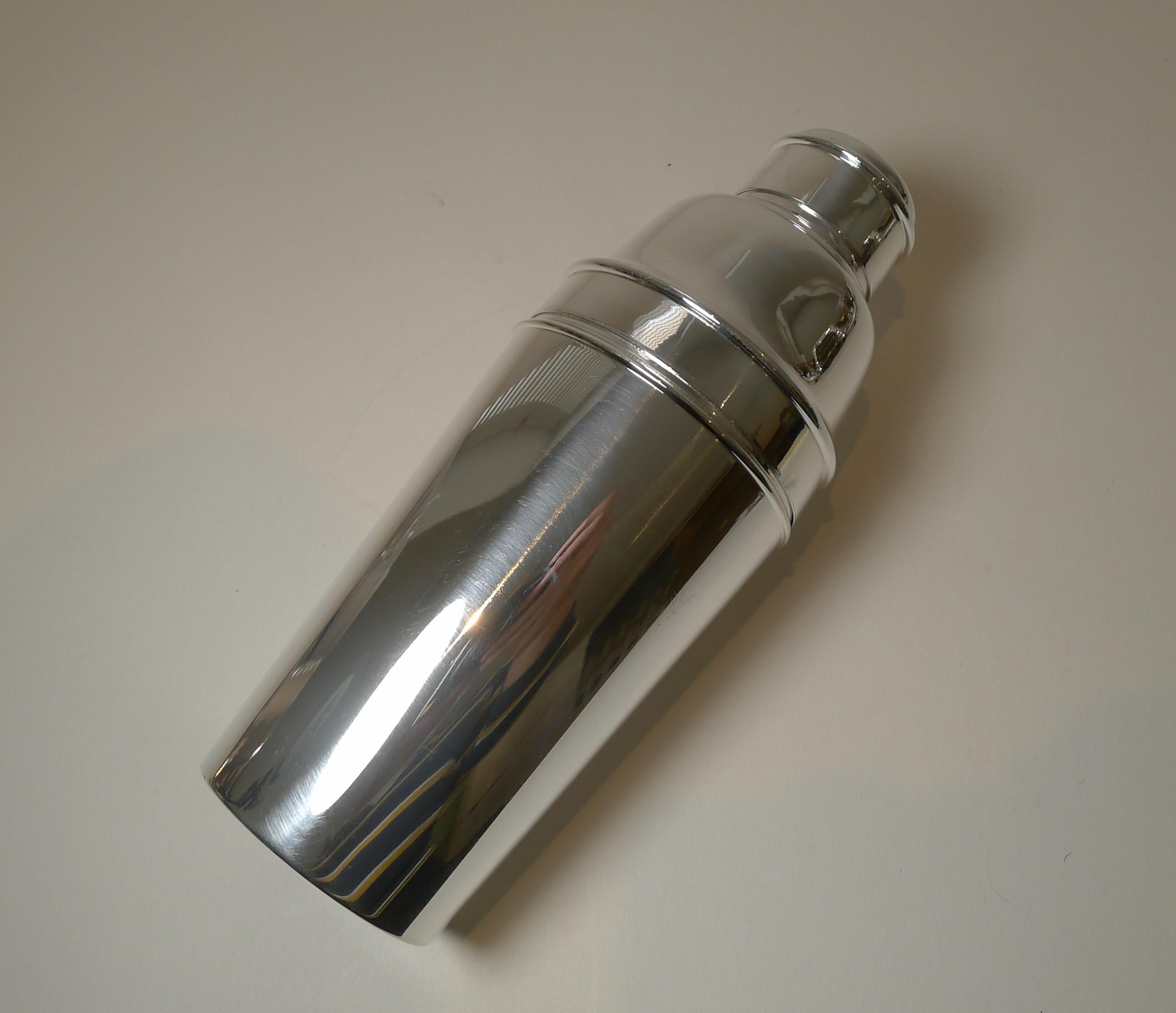 20th Century English Art Deco Silver Plated Cocktail Shaker by Mappin & Webb For Sale